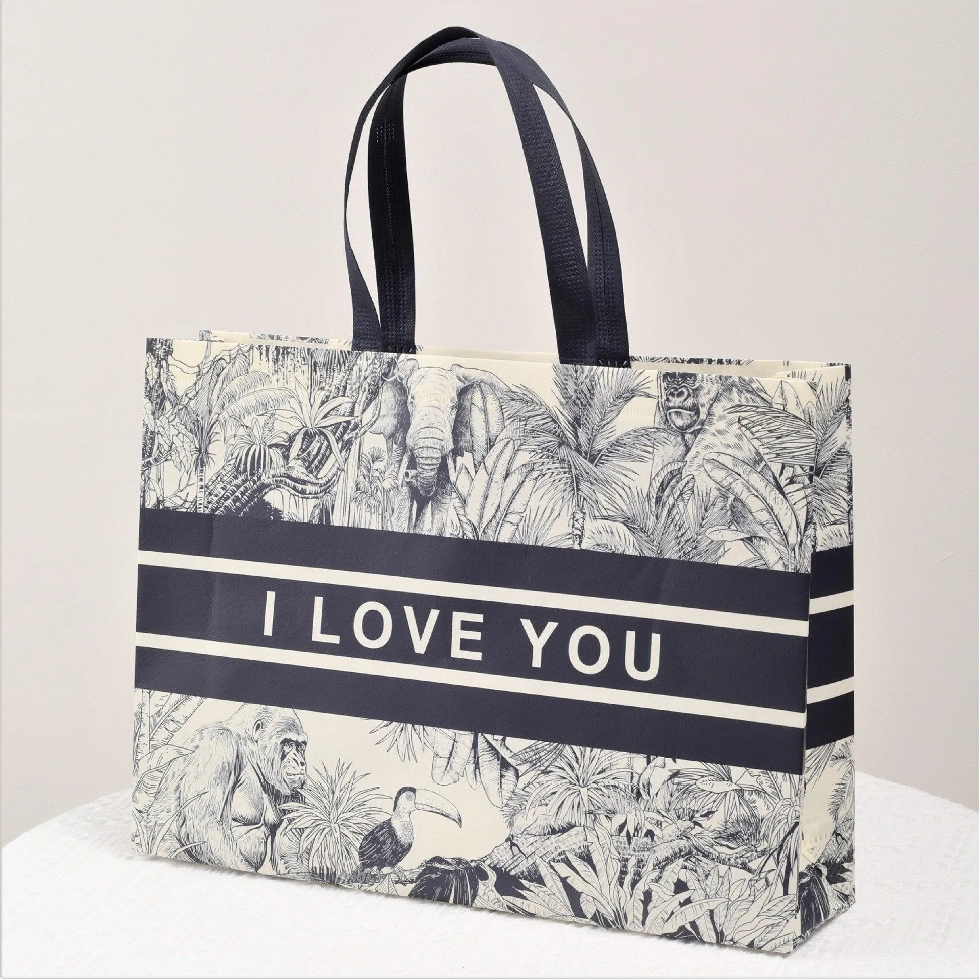 25x Fashion Non Woven Tote Bags Reusable Shopping Bags Clothing Store Black and White