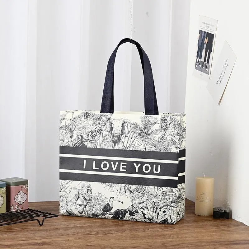 25x Fashion Non Woven Tote Bags Reusable Shopping Bags Clothing Store Black and White