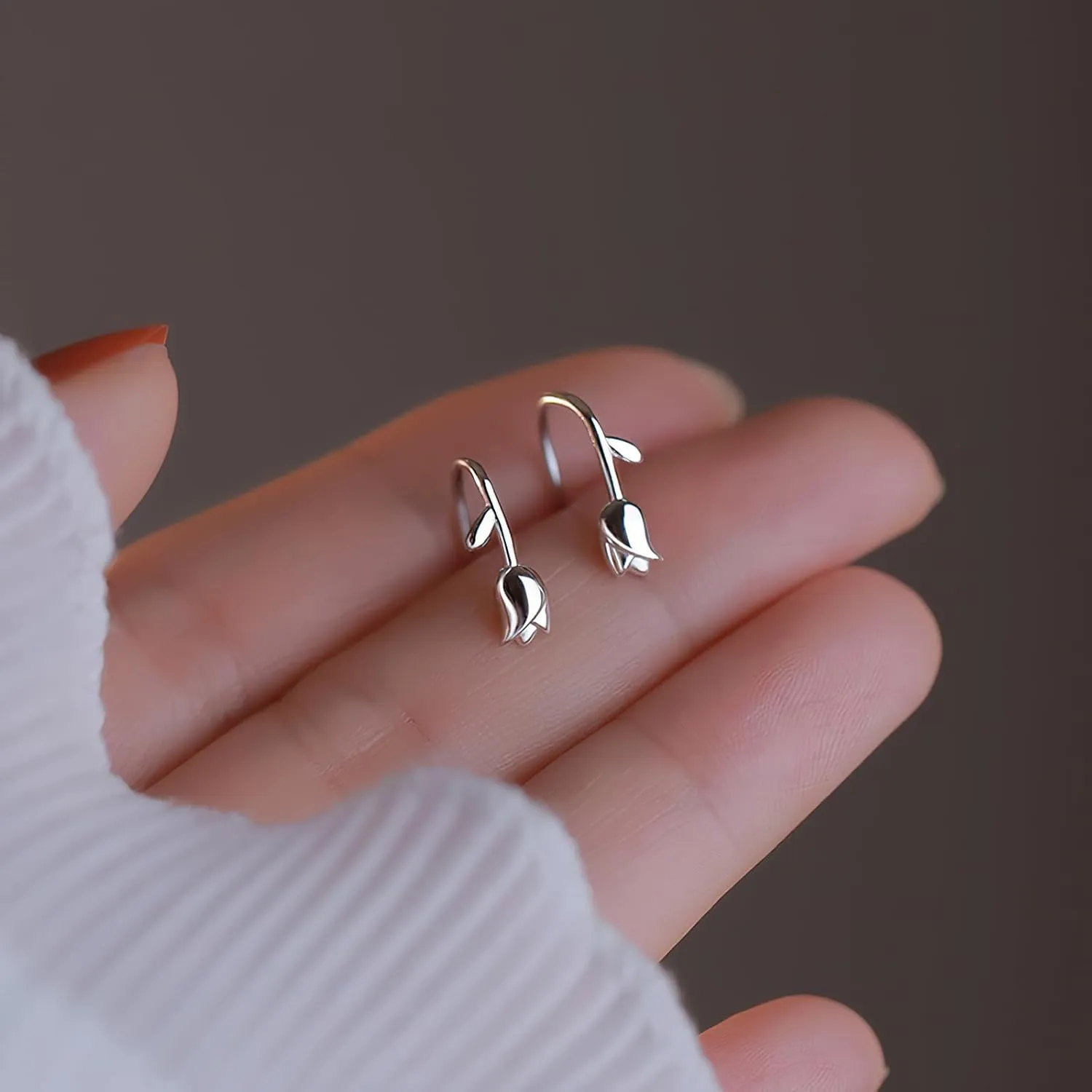 925 Sterling Silver Tulip Earrings for Women Dainty White Flower Dangle Earrings to Daugther Mom Cute Lily of the Valley Stud Dangling Minimalism Teacher Graduation Wedding Birthday Jewelry