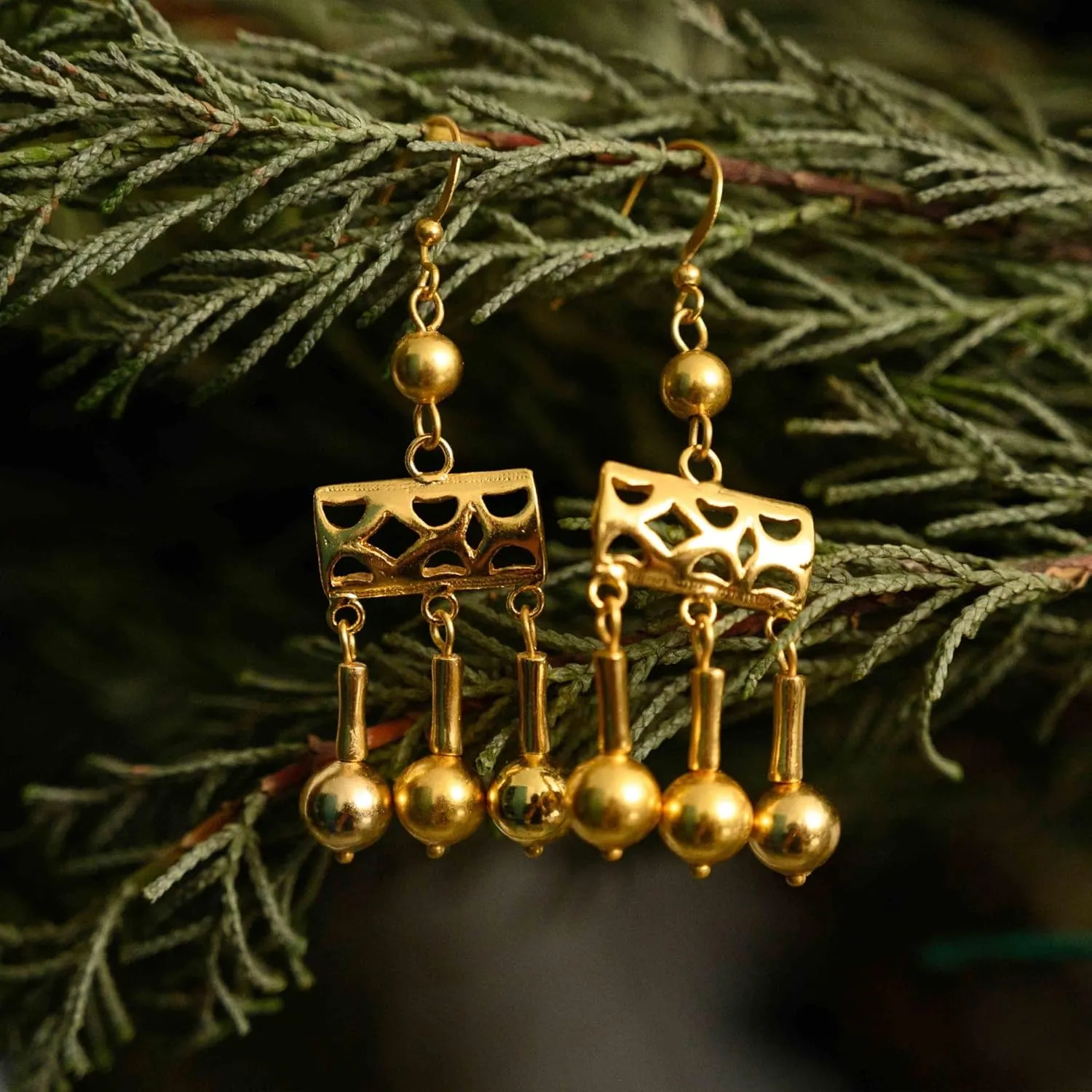 Across The Puddle, Historical Jewelry Collection, 24k GP Roman Egypt Crotalia Pompeii Dangle Pearl Earrings for Women – Historical Inspired Jewelry