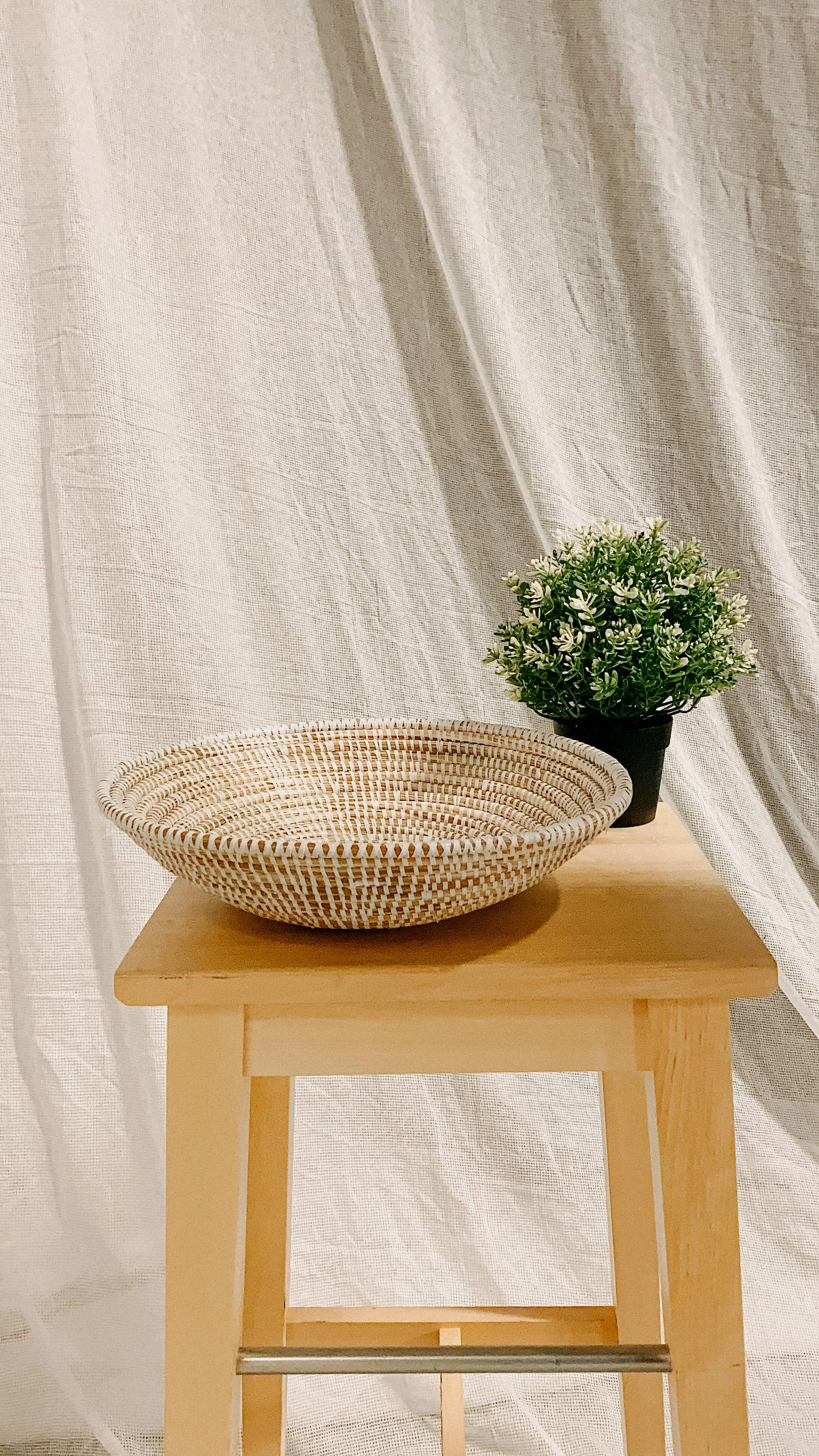 African Wall Basket / Bowl, sweet grass, white