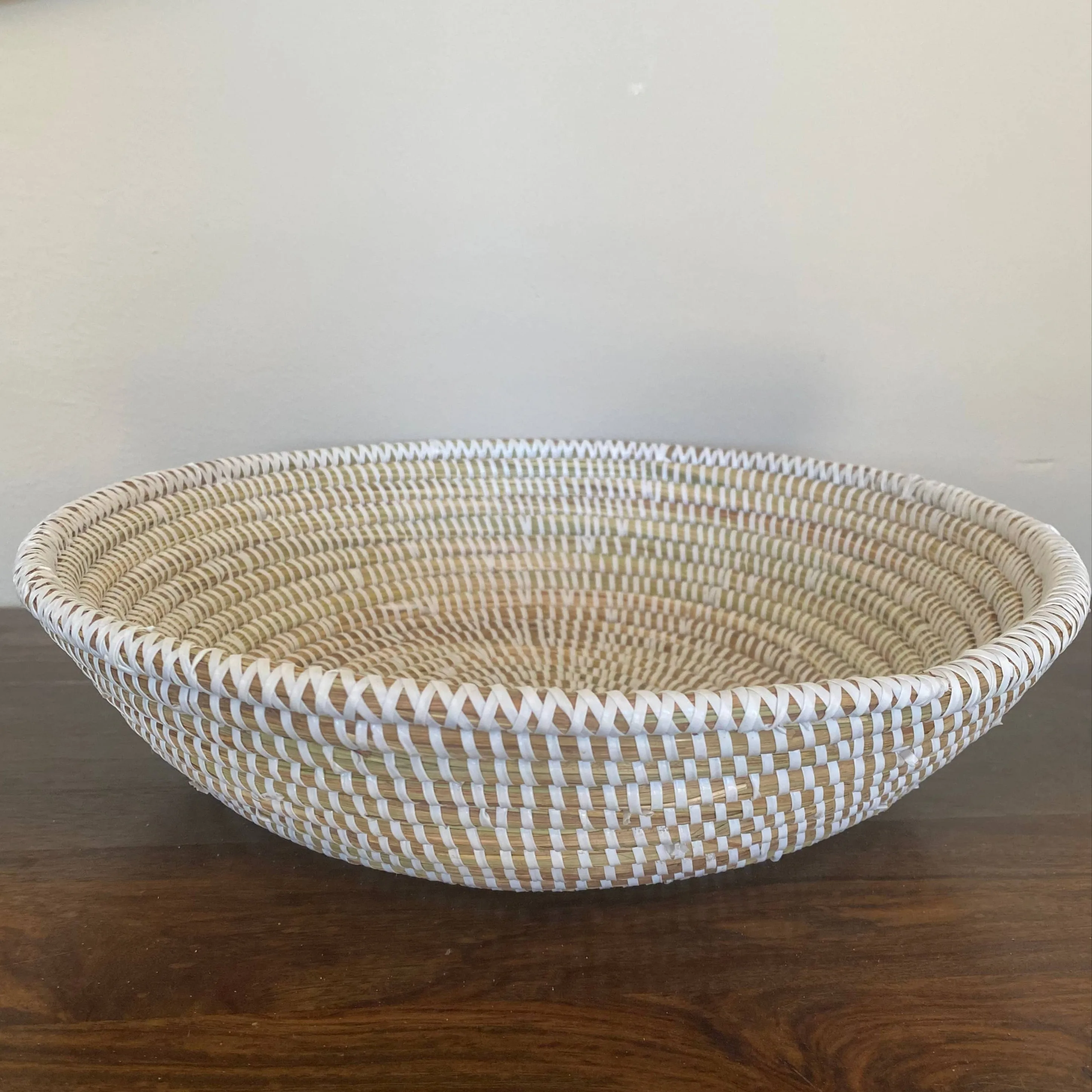 African Wall Basket / Bowl, sweet grass, white