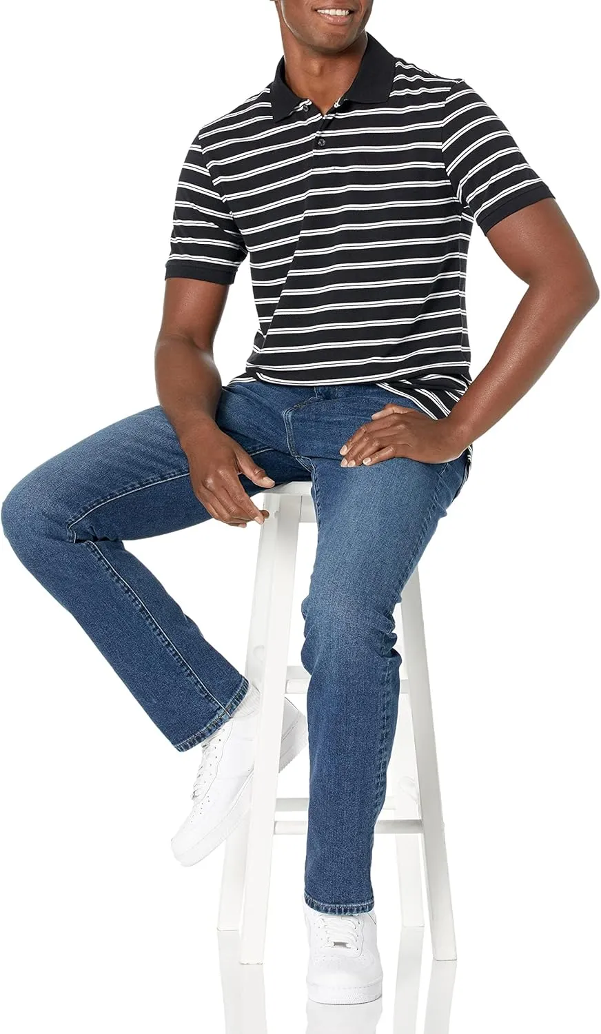 Amazon Essentials Men's Athletic-Fit Stretch Jeans