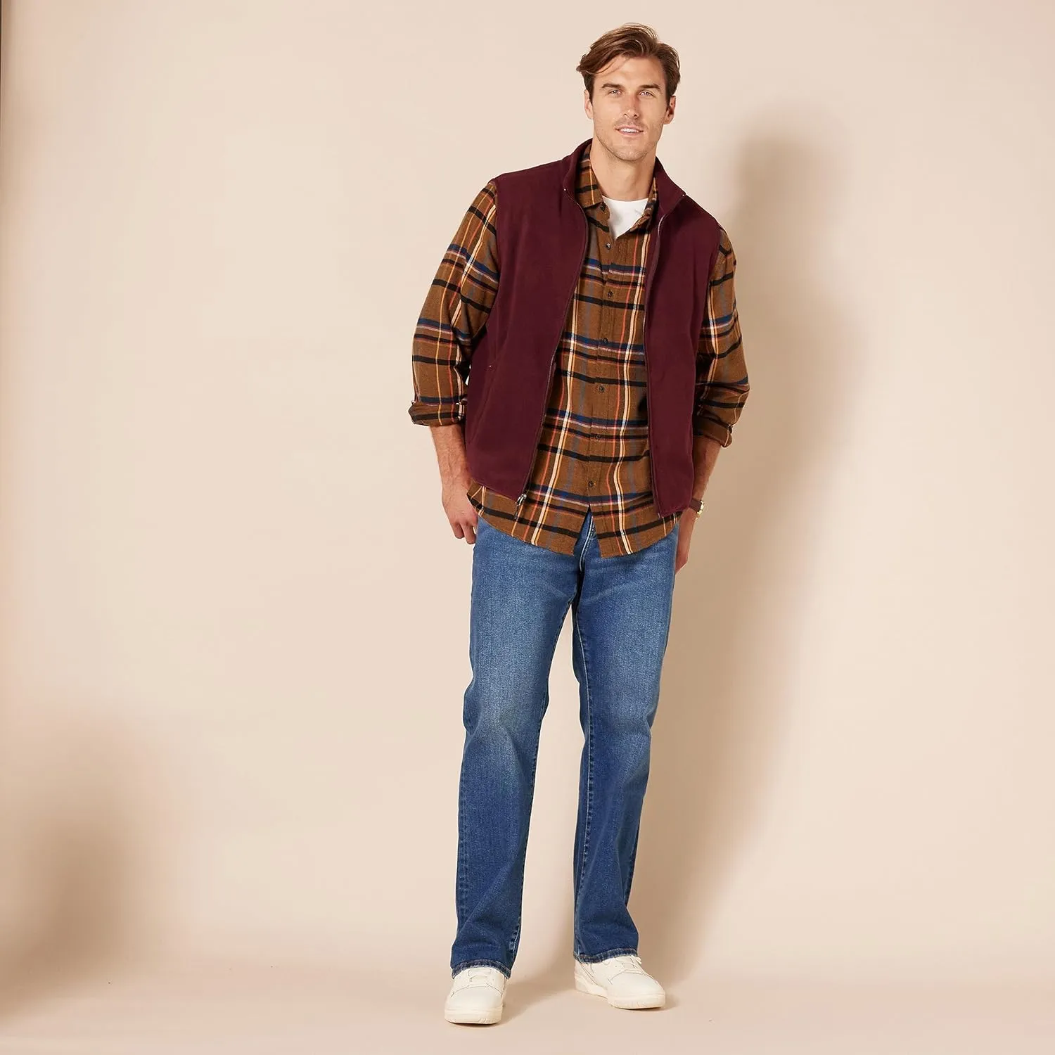 Amazon Essentials Men's Straight-Fit Stretch Jean