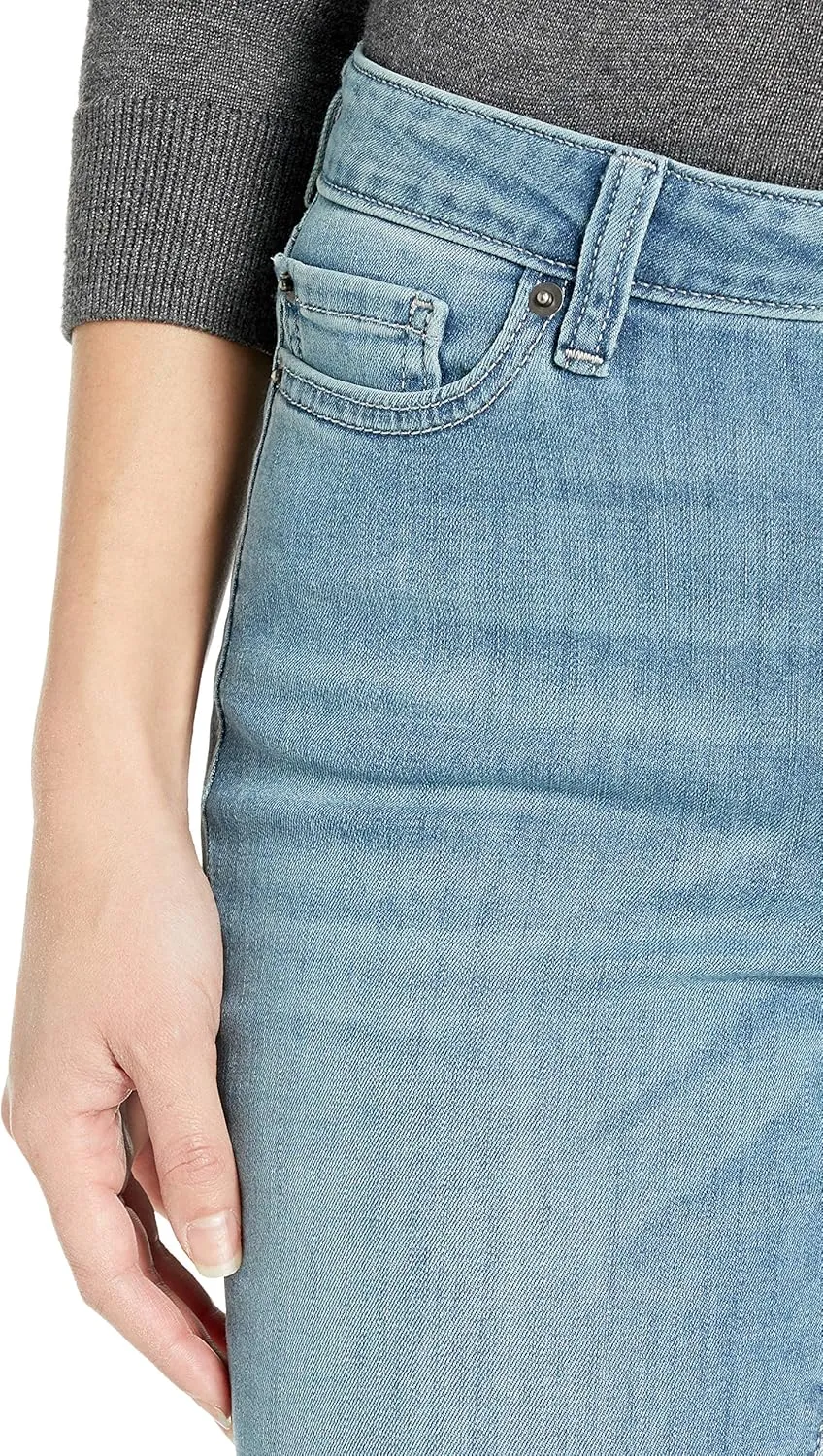Amazon Essentials Women's Mid-Rise Stretchy Skinny Jean