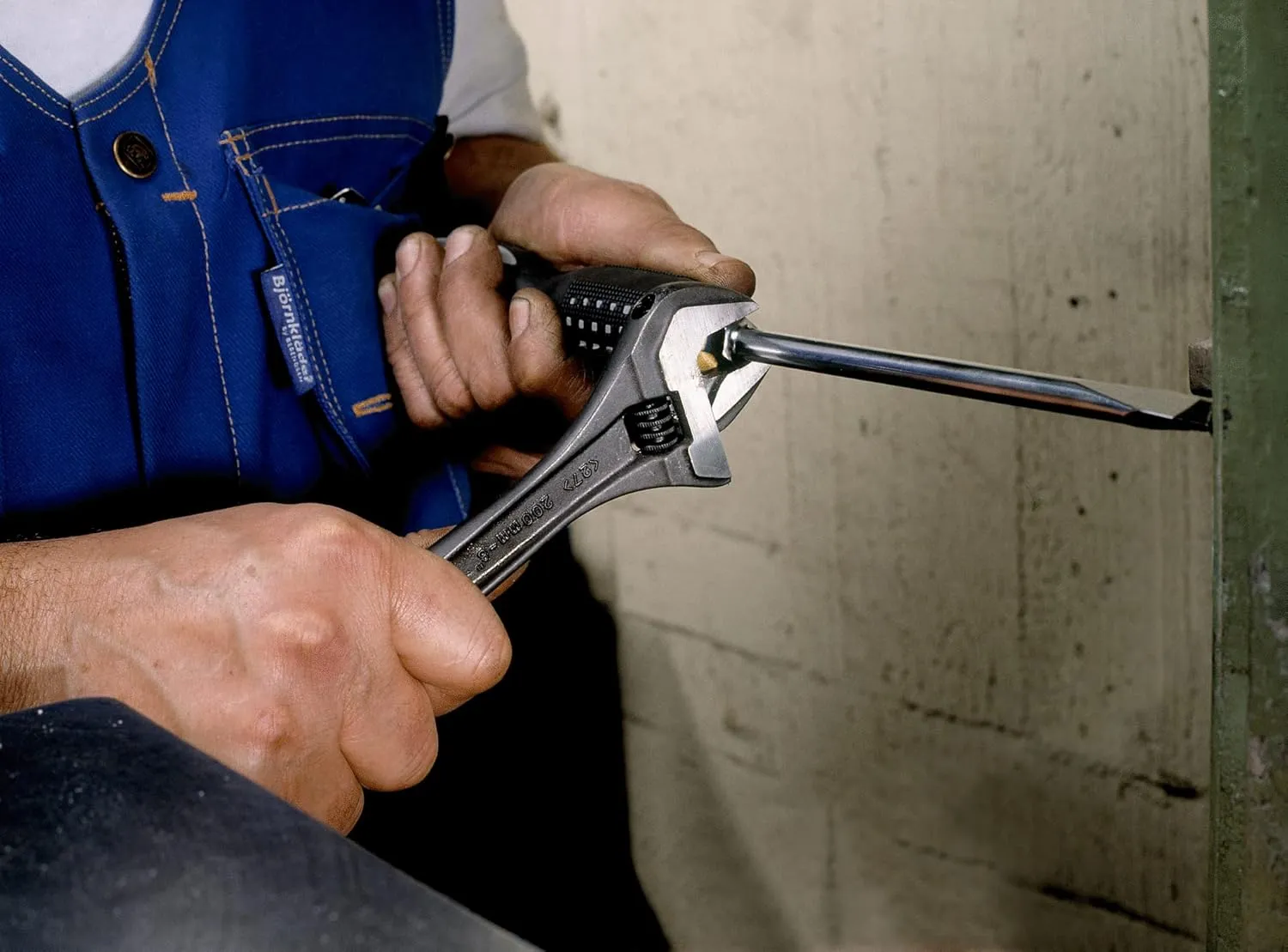 Bahco 31 R US Alligator Adjustable Wrench, 8-inch