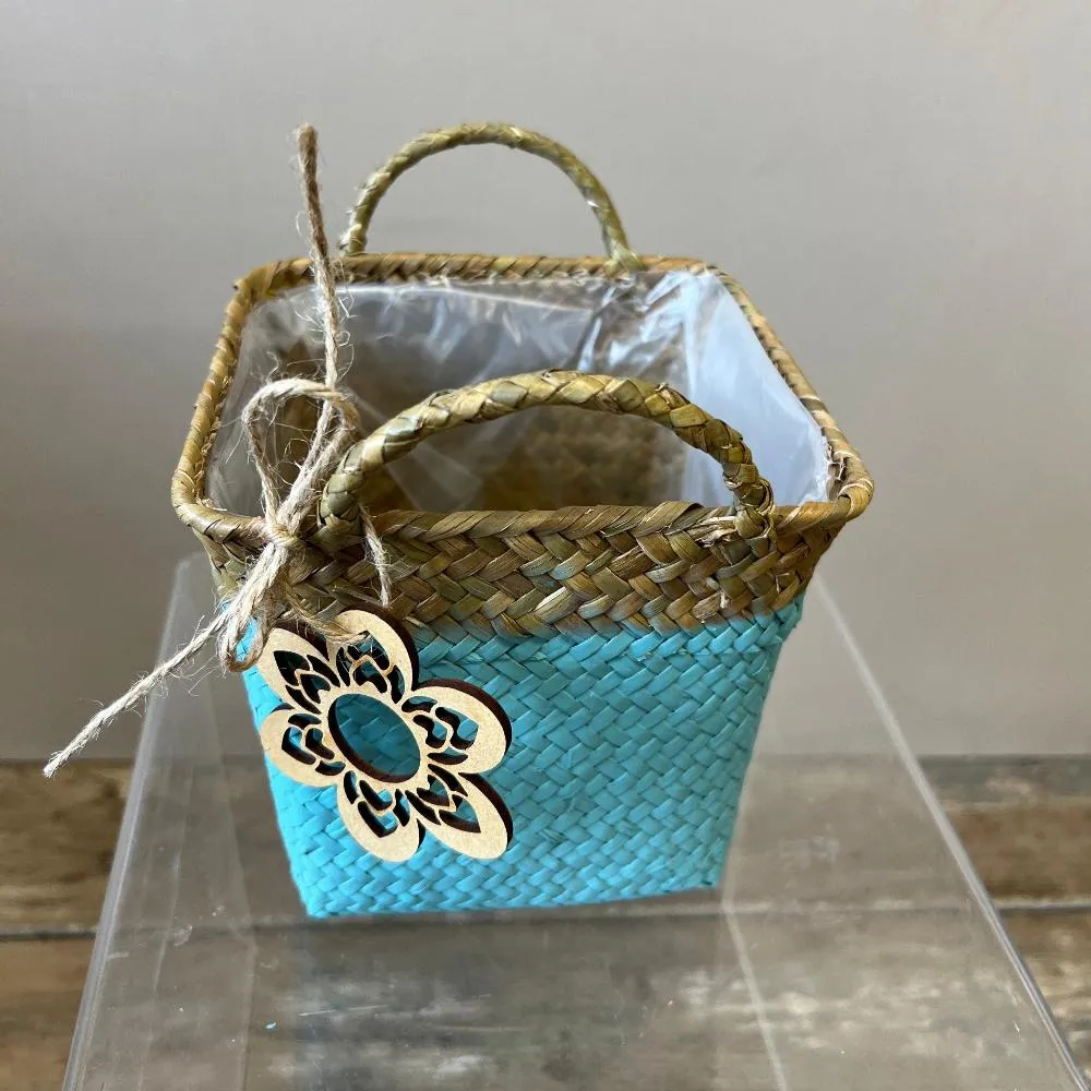 Basket - Rigid Square lined with Handles