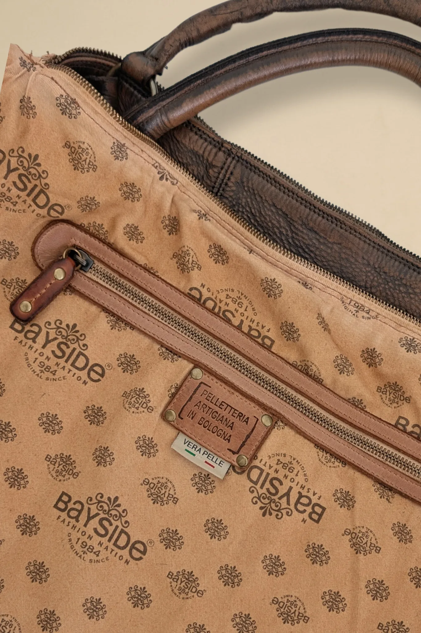 BAYSIDE84 XL Multipocket Tote & Crossbody - Cigar Brown mens