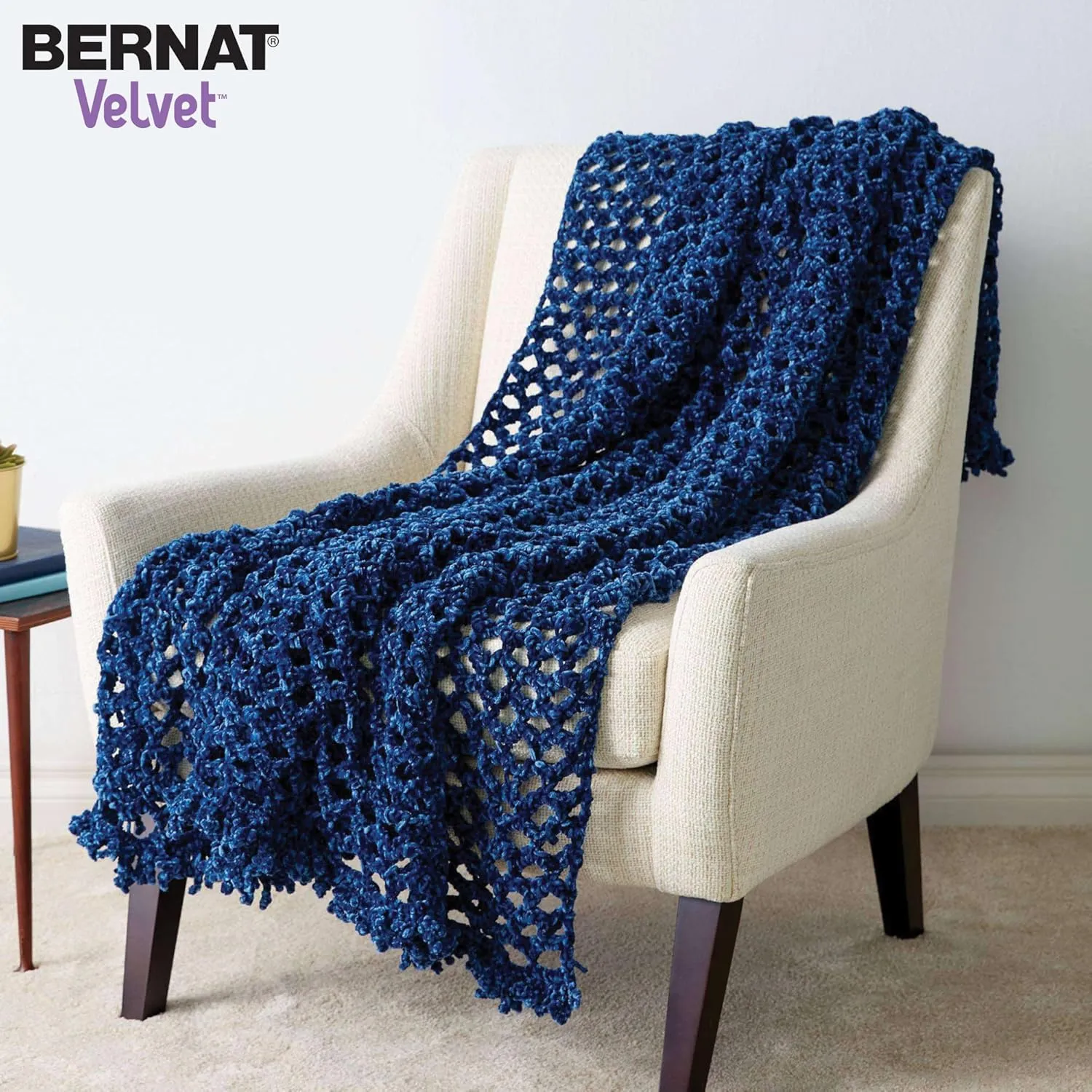 Bernat Baby Velvet BB Snowy White Yarn - 2 Pack of 300g/10.5 oz - 100% Polyester - #4 Worsted (Medium) - 492 Yards - Knitting/Crochet
