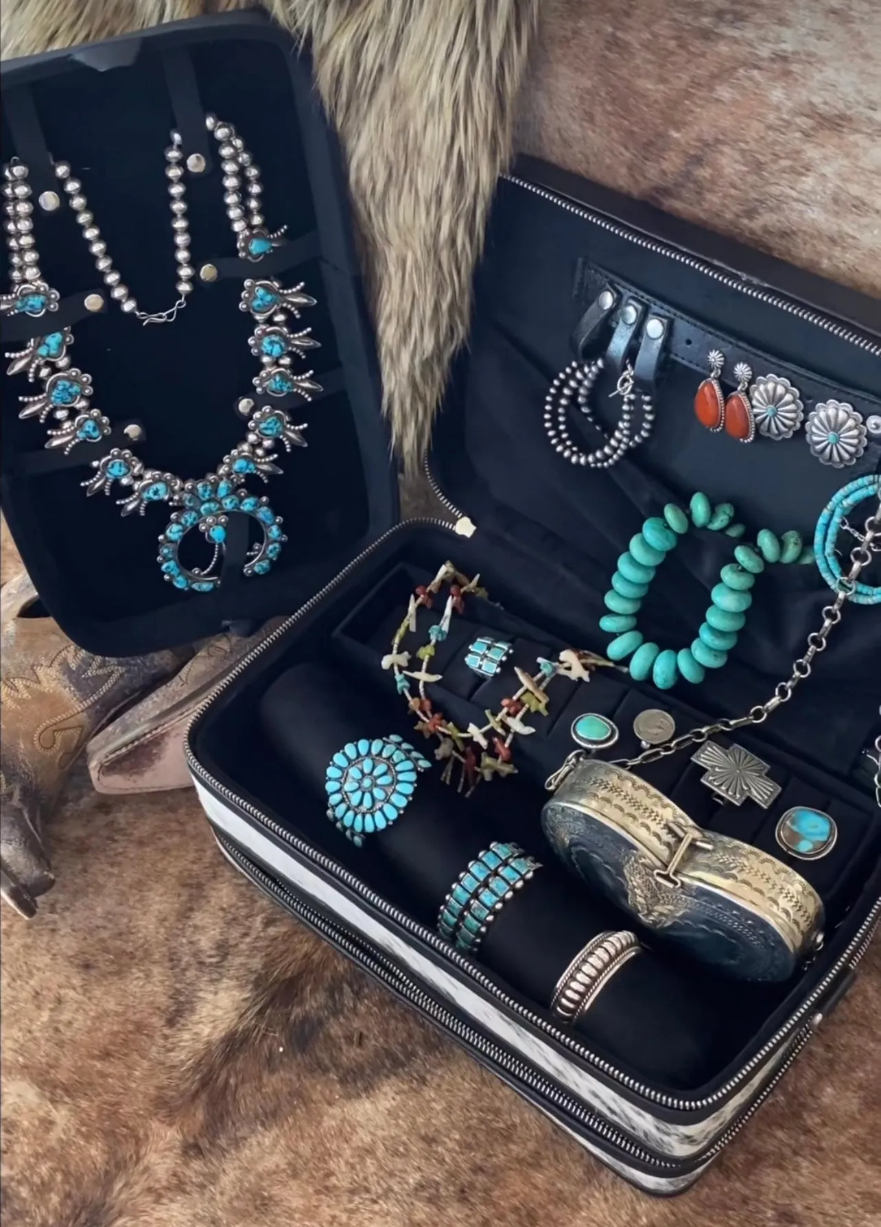Black Double Decker jewelry case