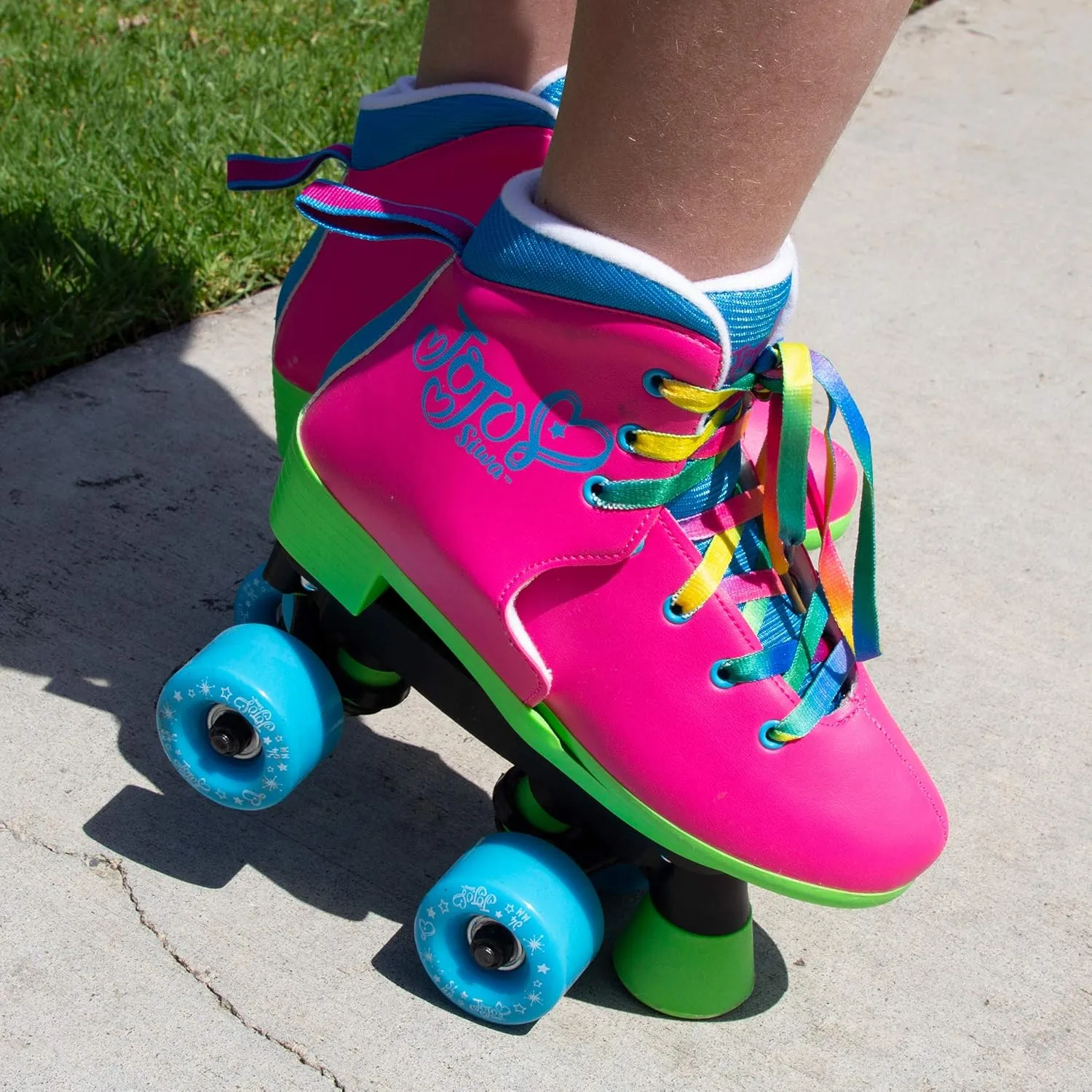 Circle Society Adjustable Kids Roller Skates, Sizes 12-3 & 3-7 US, Indoor & Outdoor Roller Skates, Comfortable Lace-Up Design for Beginners, Fun Gift for Girls, Toddler Quad Skates for Youth & Teens