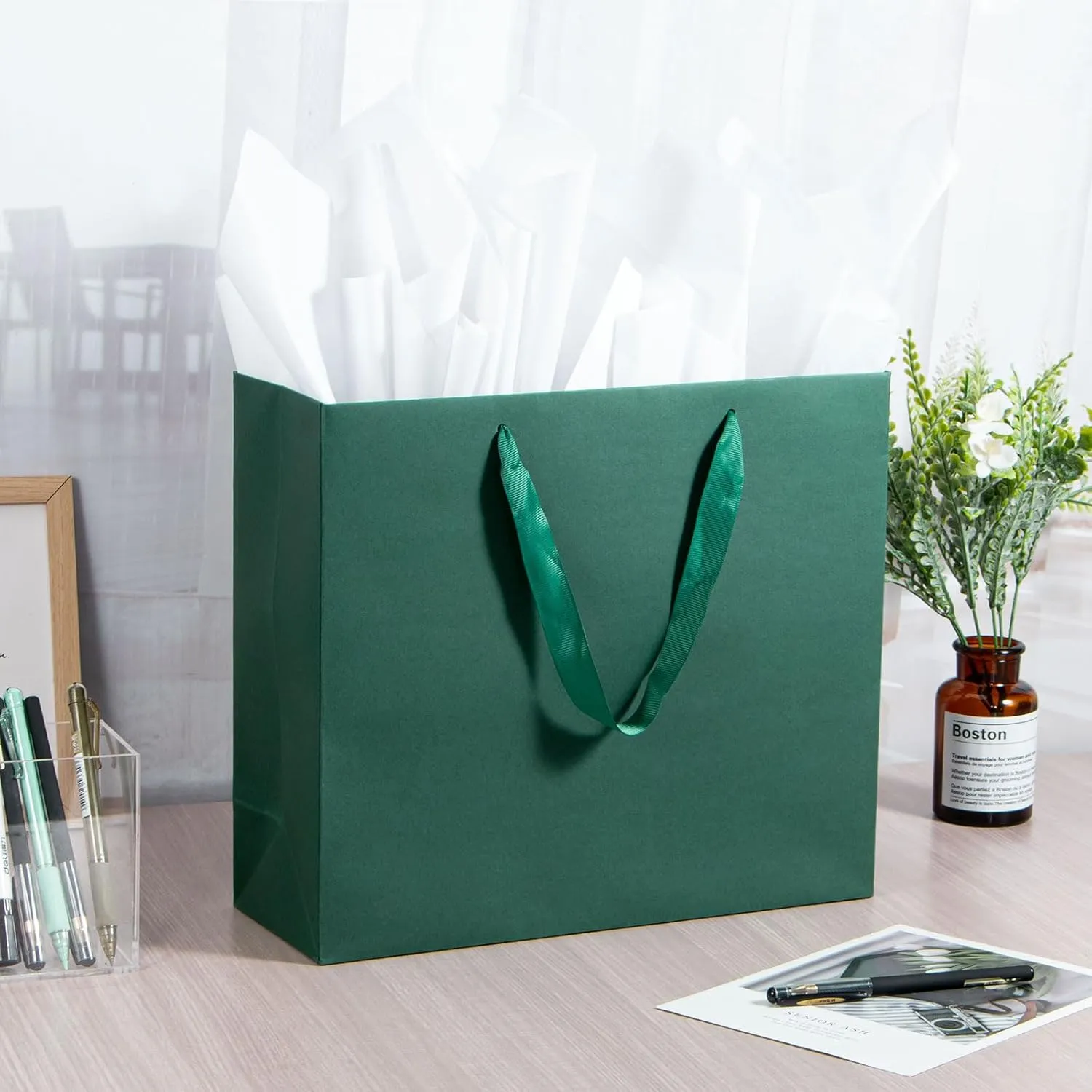 driew Green Gift Bags, 12 Pack Extra Large Deep Green Gift Bag Ribbon Handles Heavy Duty Paper Gift Bags 12.6x4.5x11 inches Party Gift Bags for Shopping, Pakcing,Retail,Dark Green