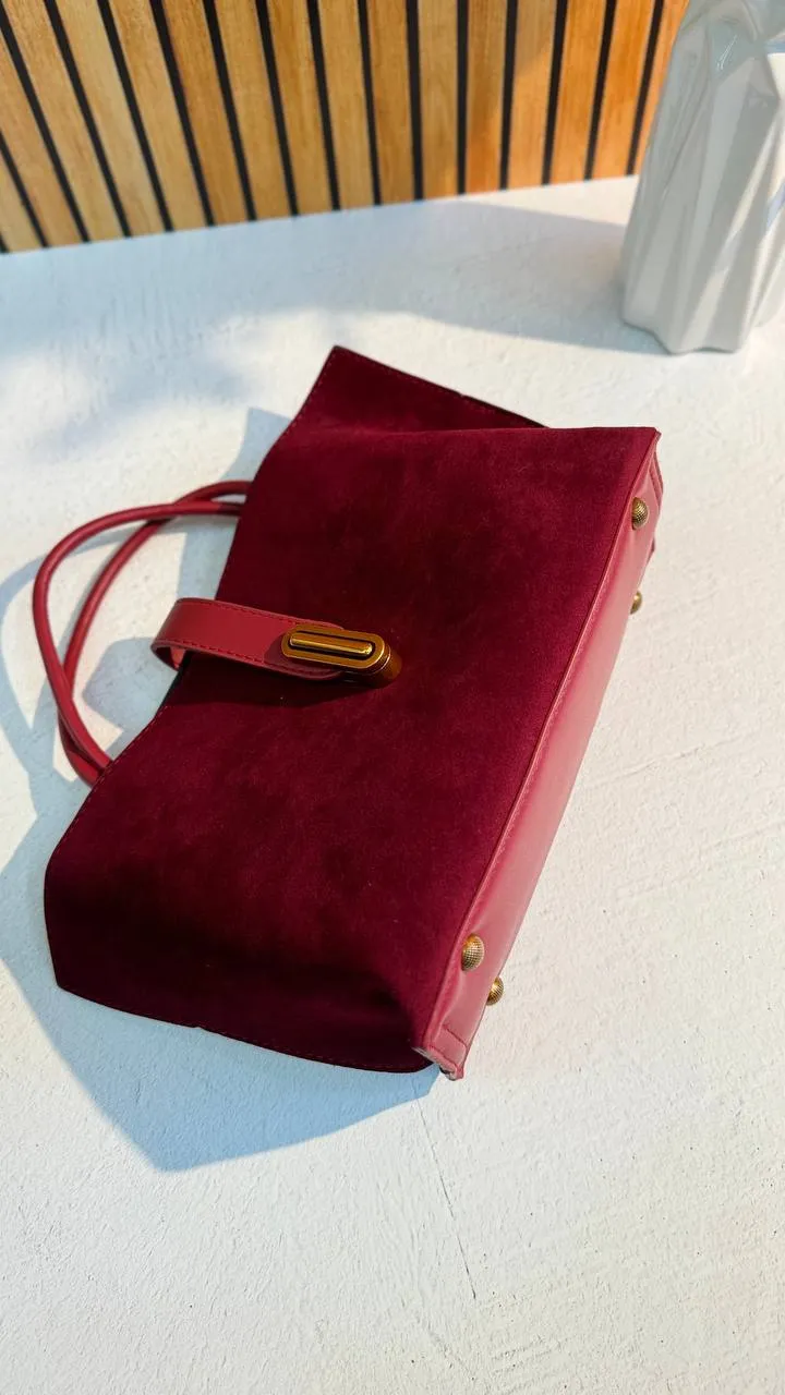Elegant Suede Handbag with Faux Leather Accents and Detachable Strap