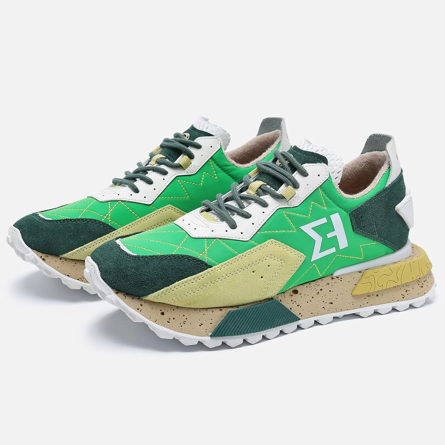 ELHANN.H The NSJ Sneakers Mix of Modernity & Graphic, with a Dynamics Touch.