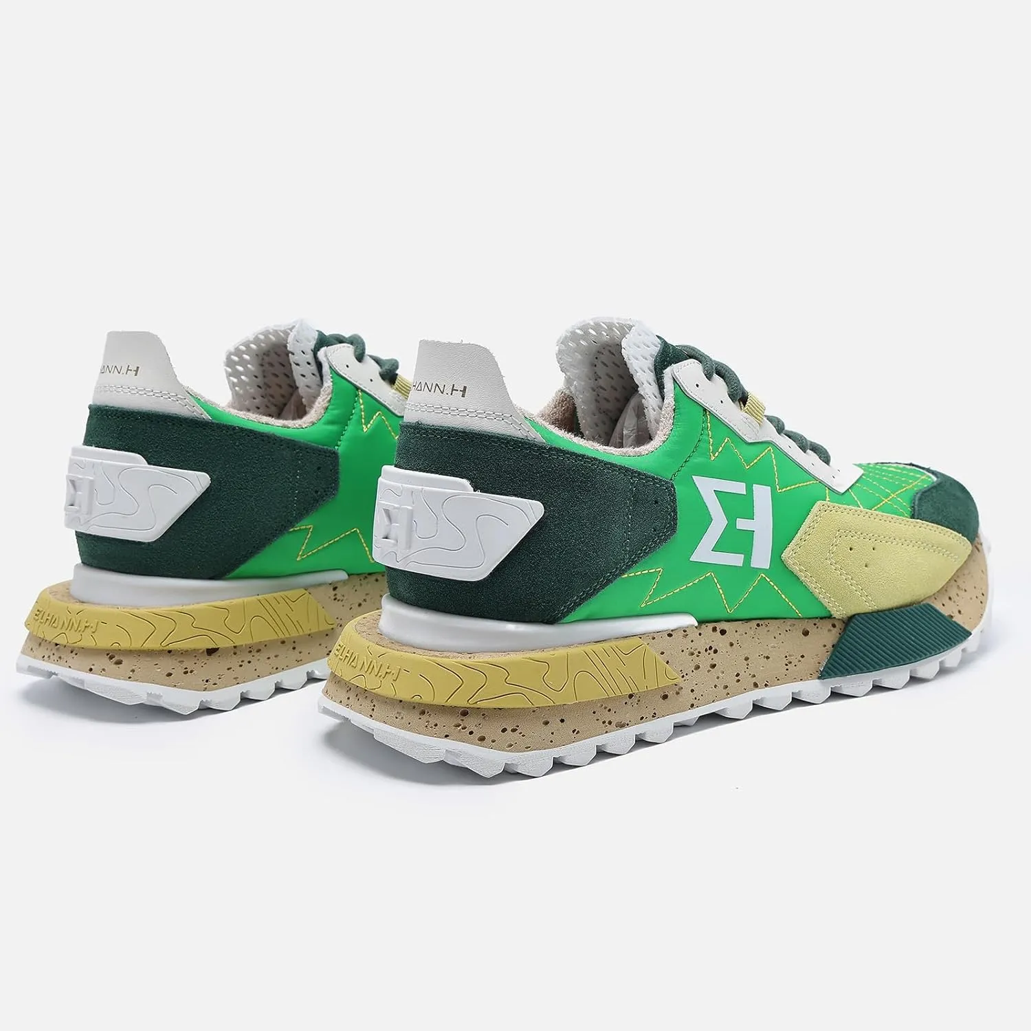 ELHANN.H The NSJ Sneakers Mix of Modernity & Graphic, with a Dynamics Touch.
