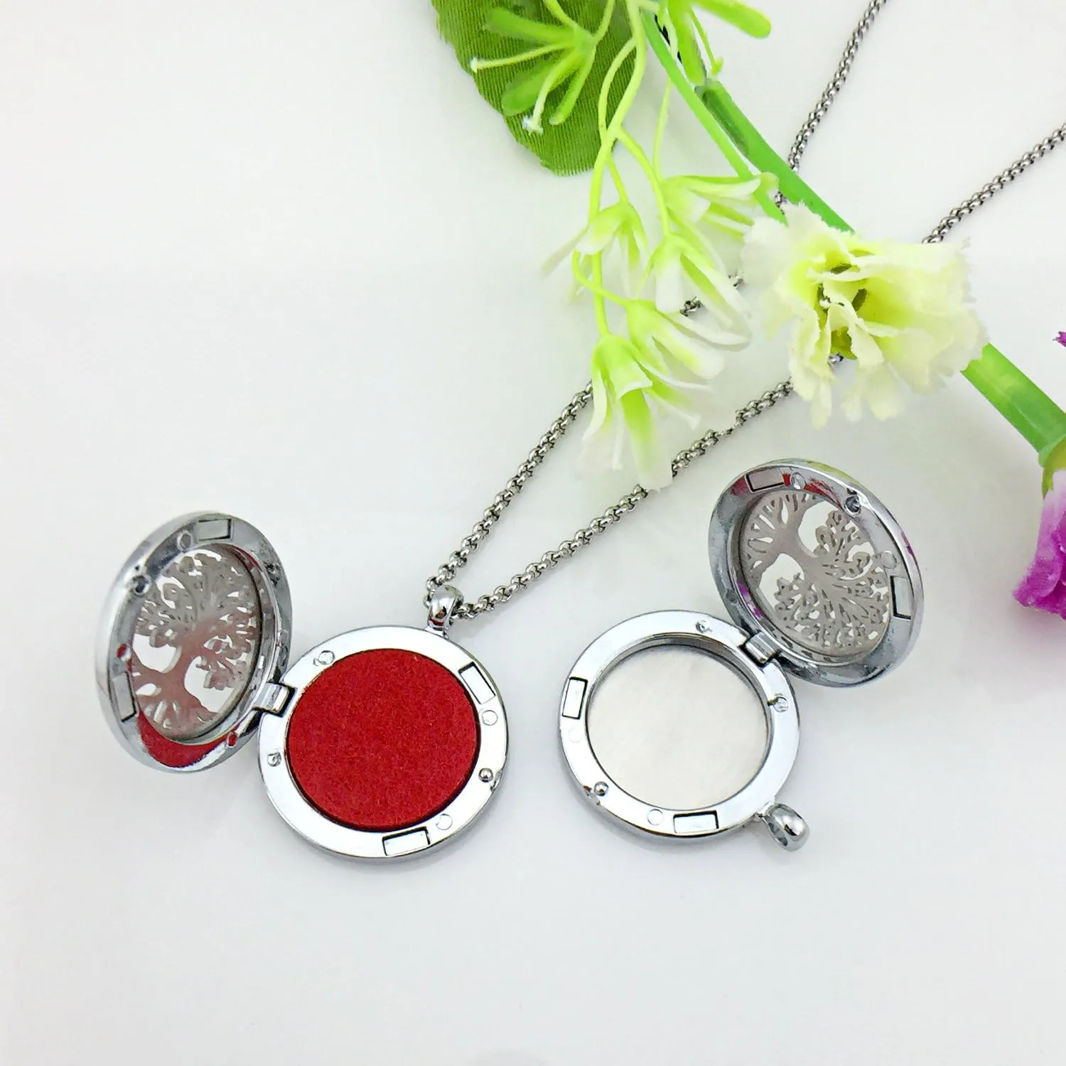 Essential Oil Necklace Diffuser Family Tree of Life Necklace Pendant Aromatherapy Locket 49 Refill Pads (Family Tree Diffuser Locket)