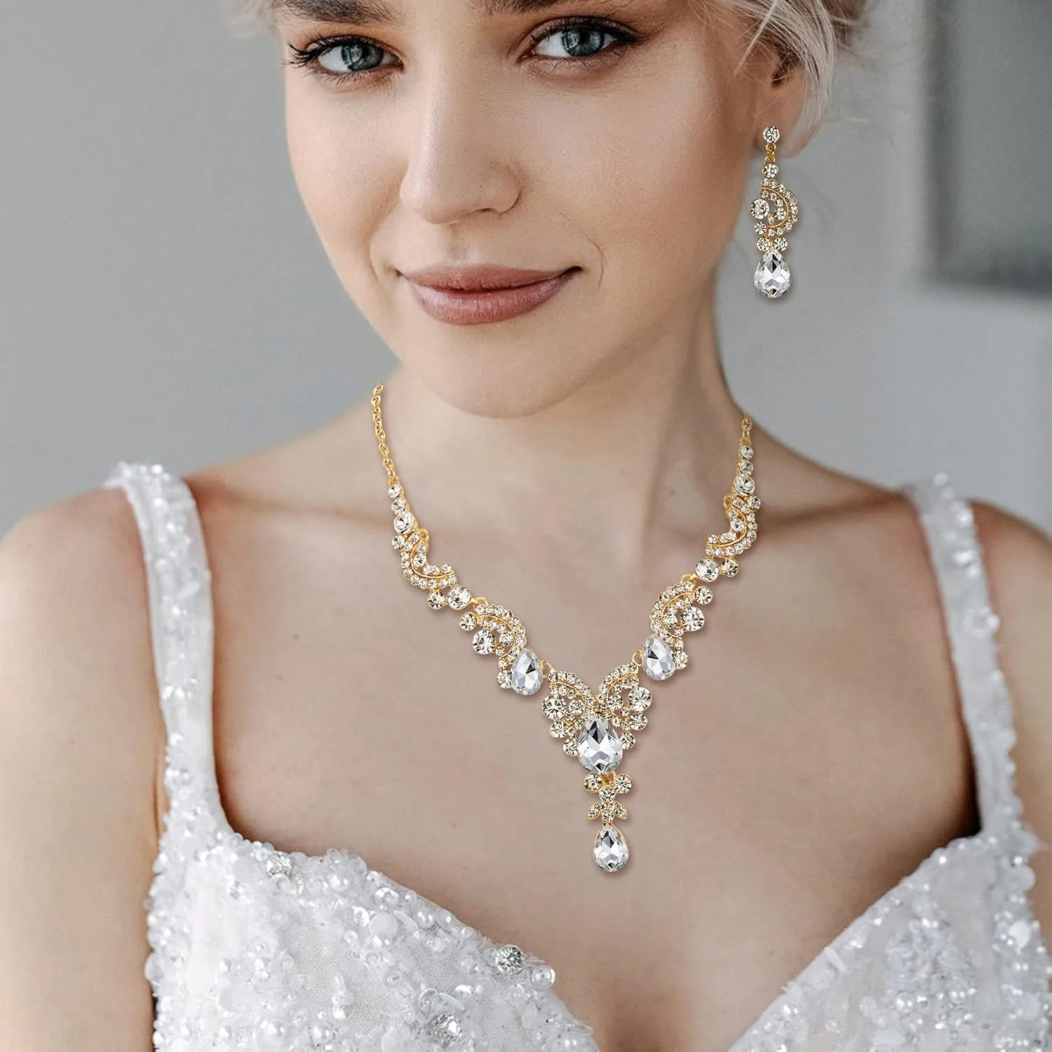 EVER FAITH Rhinestone Crystal Bridal Floral Wave Teardrop Necklace Earrings Set