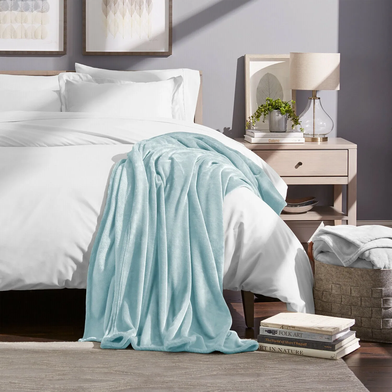 Fleece Blanket - Ultra Soft Microplush Velvet Blanket - Premium