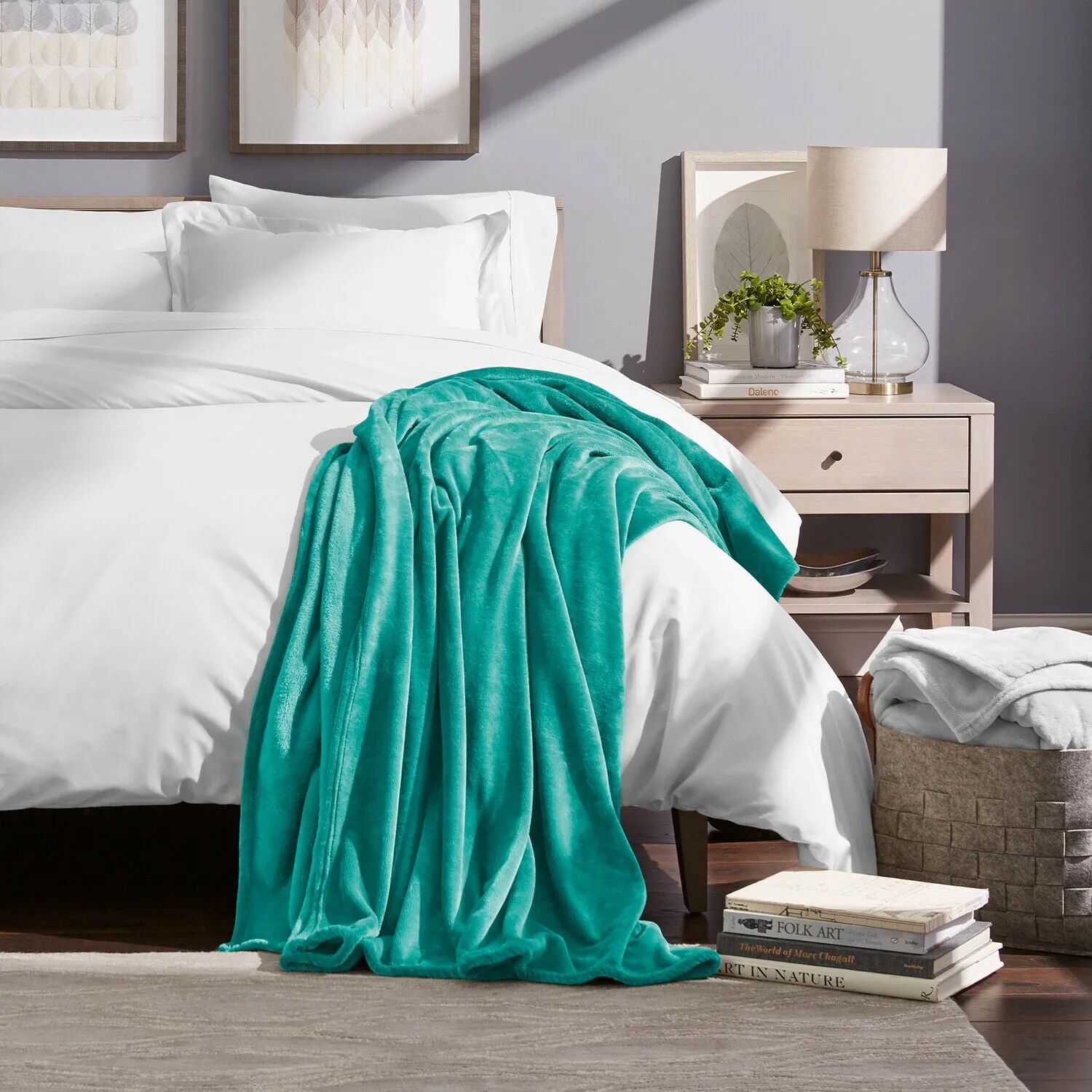 Fleece Blanket - Ultra Soft Microplush Velvet Blanket - Premium