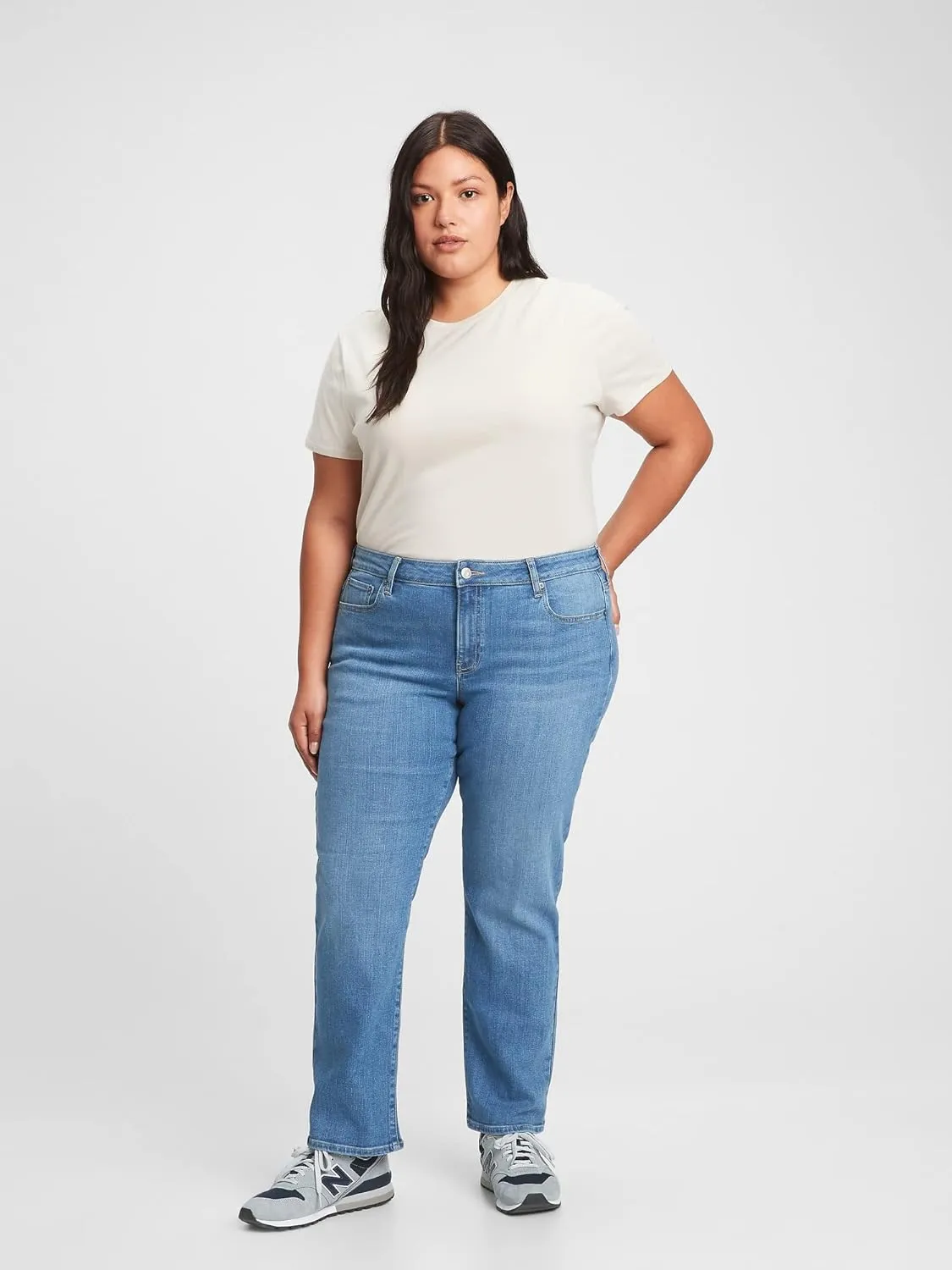 GAP Women's Classic Straight Fit Denim Jeans