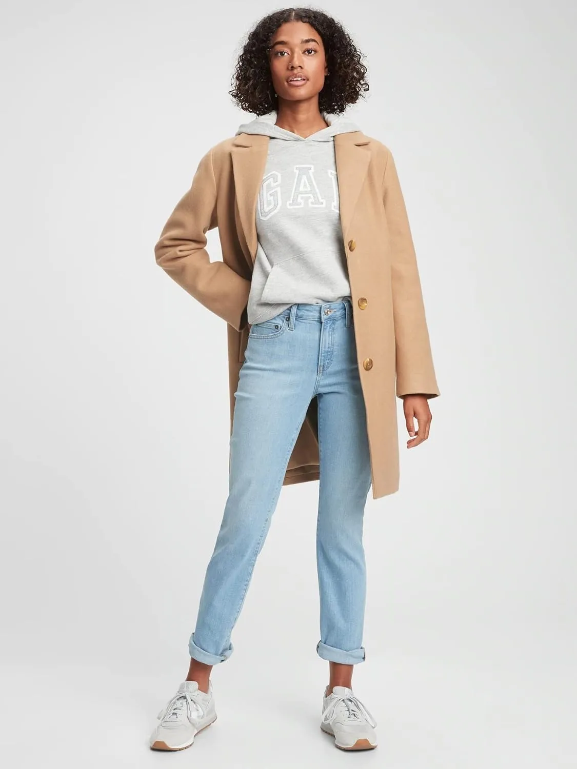 GAP Women's Classic Straight Fit Denim Jeans