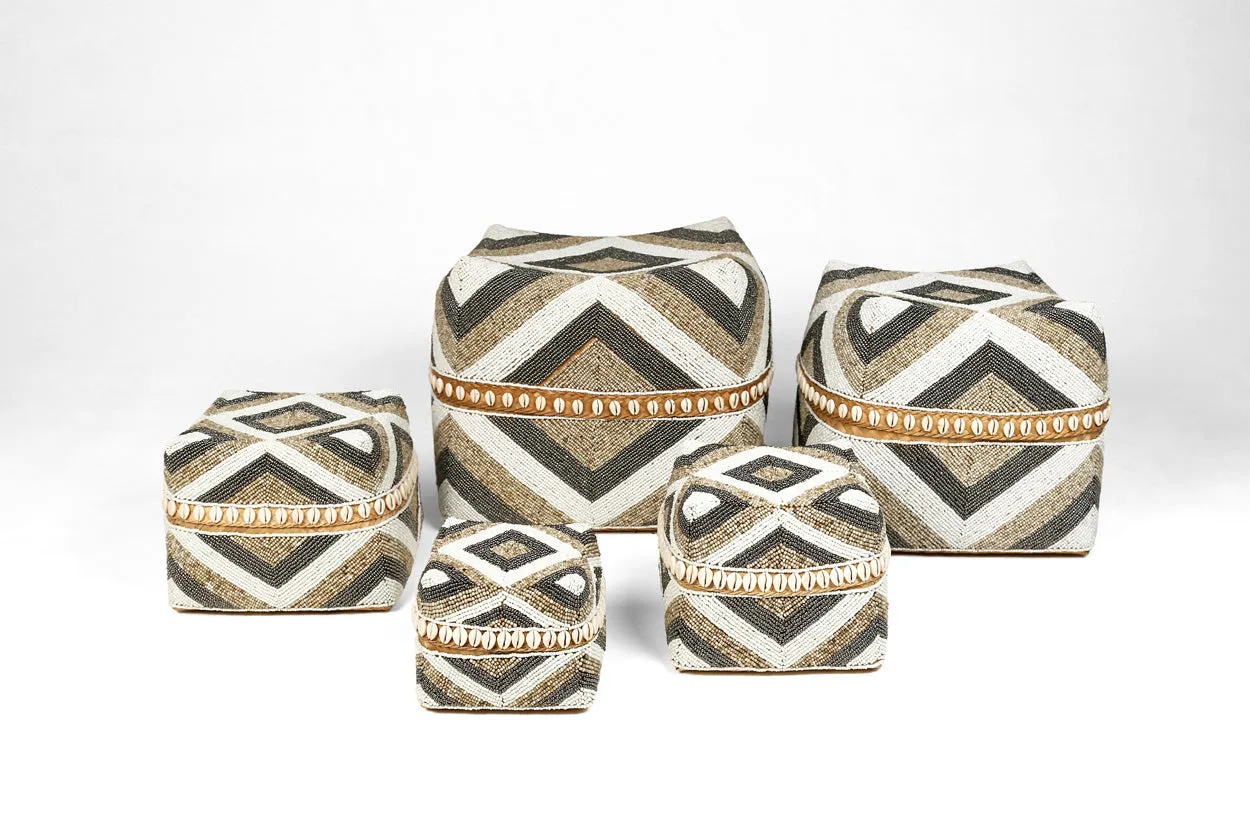 Indonesian Beaded Boxes XL- Gray/Nat
