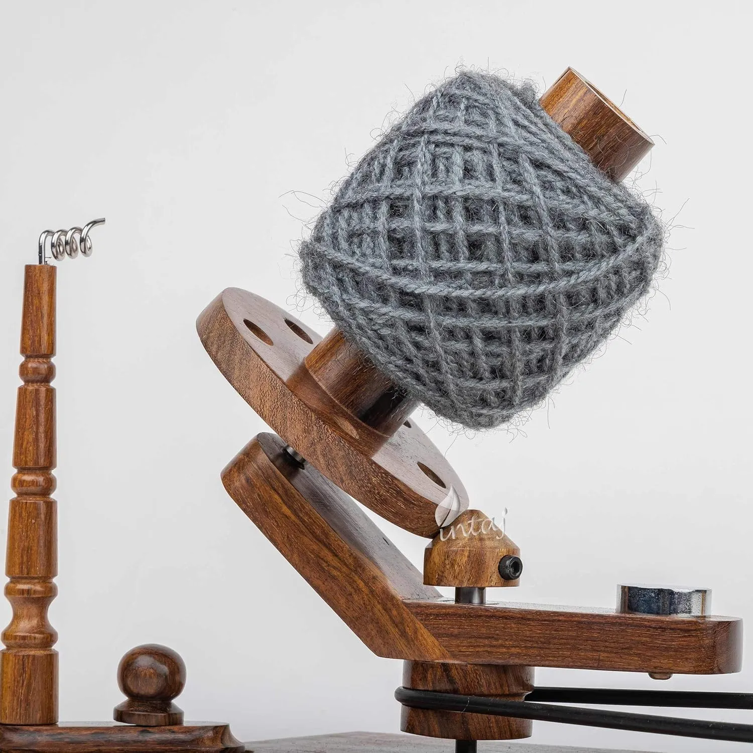 INTAJ Rosewood Yarn Winder - Large Capacity 16 oz Wooden Winder for Knitting & Crocheting - Handcrafted Heavy Duty Natural Rosewood Ball Winder - Table Top Wood Yarn Swift and Ball Winder