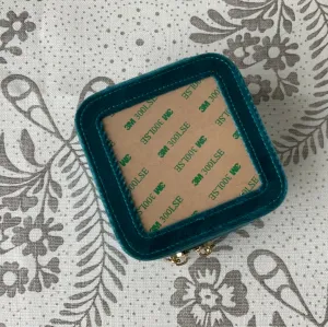 Jewelry Box Small in Velvet Teal SF-RRVJBteal