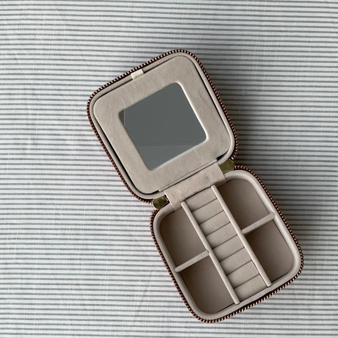 Jewelry Box Small in Wine Velvet A-RBVJBwinesmall