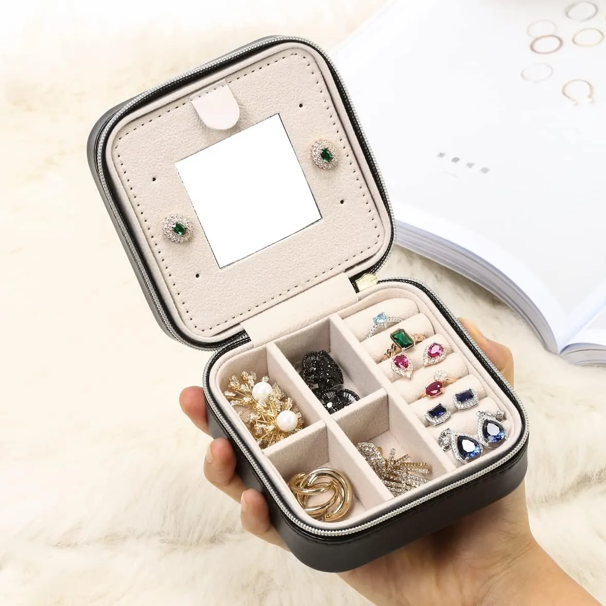 Jewelry Case with Mirror, Small Travel Jewelry Organizer, Portable Jewelry Box Mini Organizer Display Storage Box For Rings Earrings Necklaces (Black-4pack)