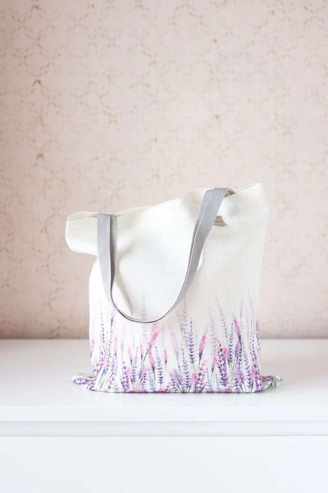 Linen tote bag with Peony print