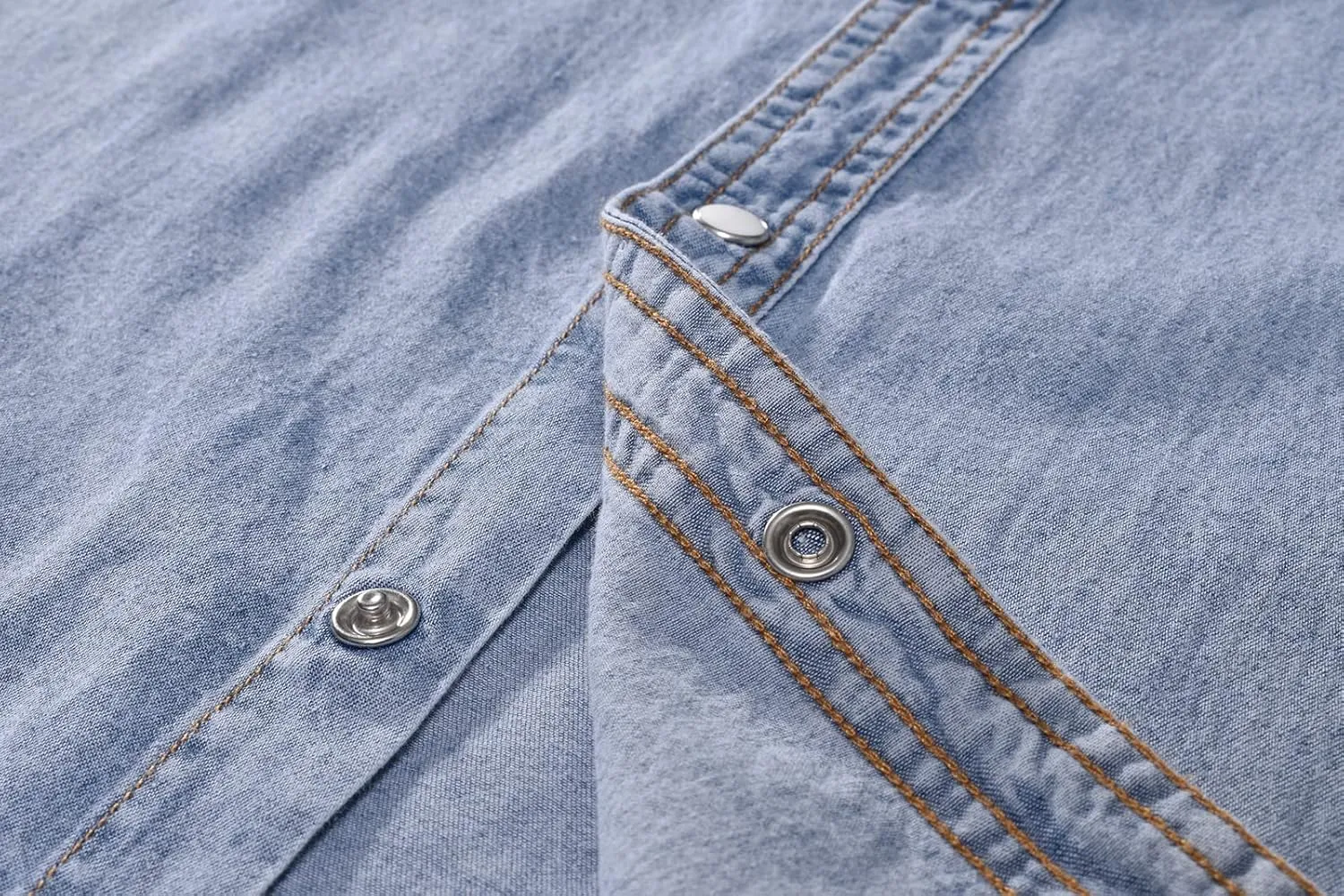 Men's Long Sleeve Double Pocket Snap Denim Shirt