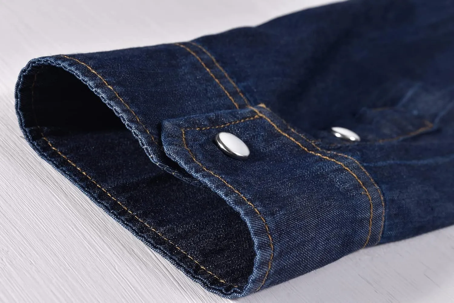 Men's Long Sleeve Double Pocket Snap Denim Shirt