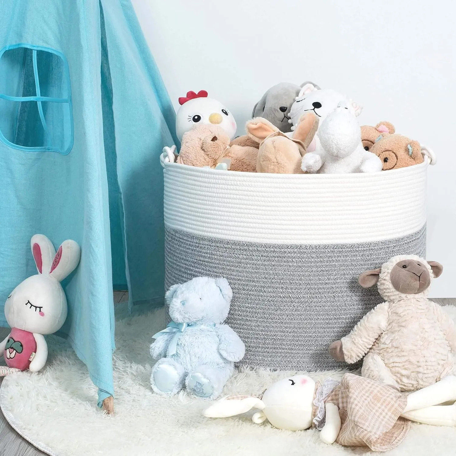 MINTWOOD Design Extra Large 22 x 16in Decorative Woven Cotton Rope Blanket Storage Basket Bin Living Room with Handles and Laundry Hamper for Pillows, Pool Towels, Dog Toys, Shoes, Light Grey