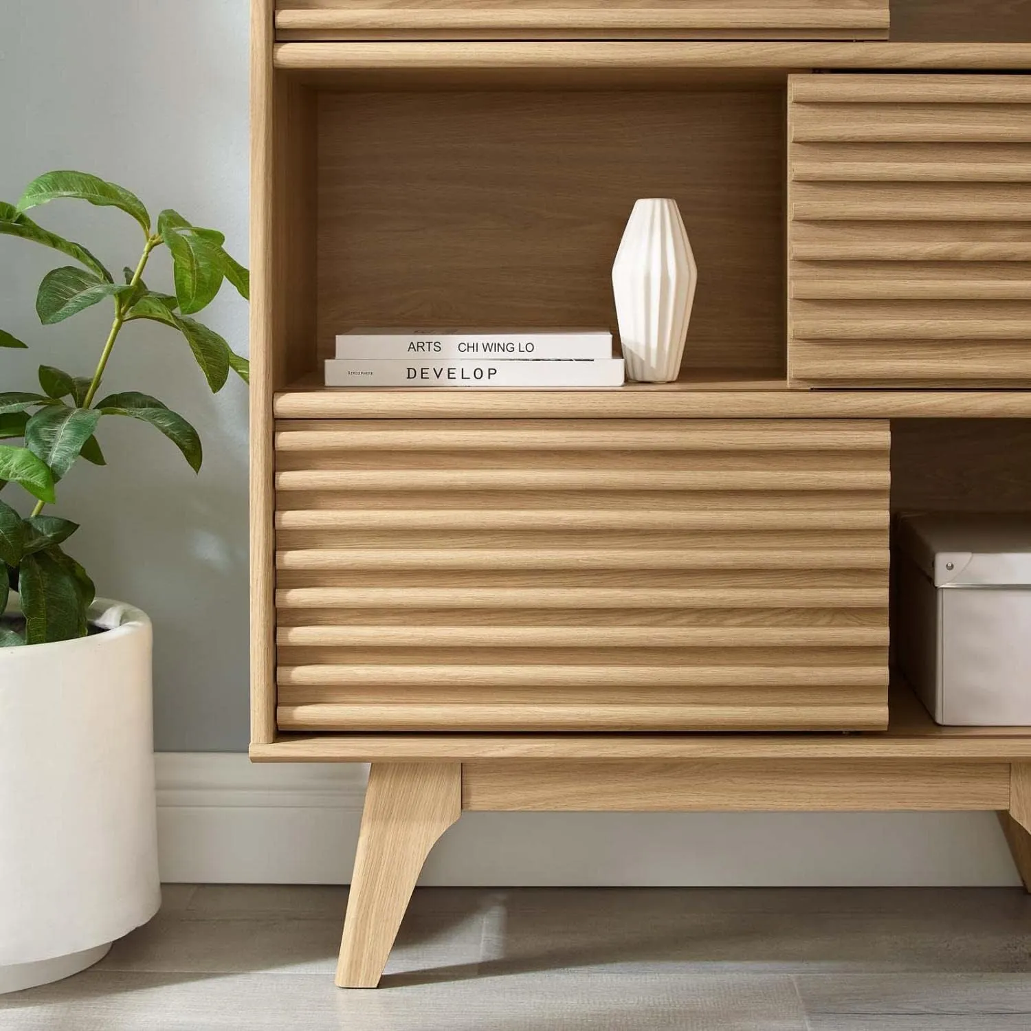 Modway Render Mid-Century Modern Three-Tier Display Storage Cabinet Stand in Oak