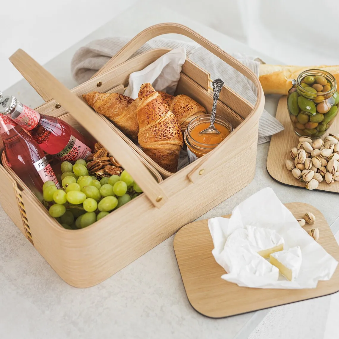 Picnic wooden basket with boxes- wood