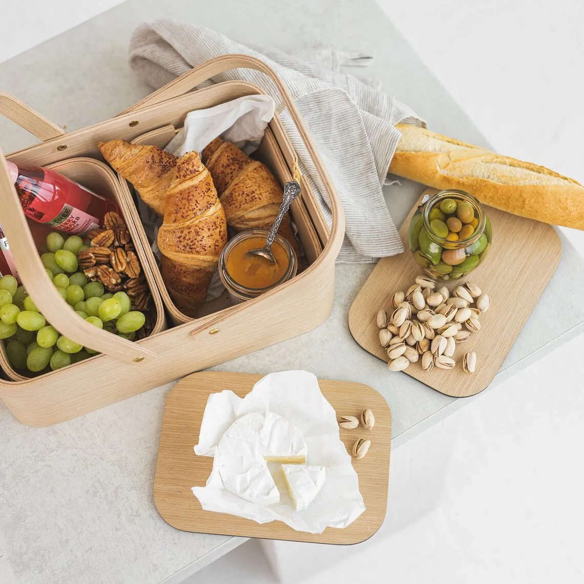 Picnic wooden basket with boxes- wood