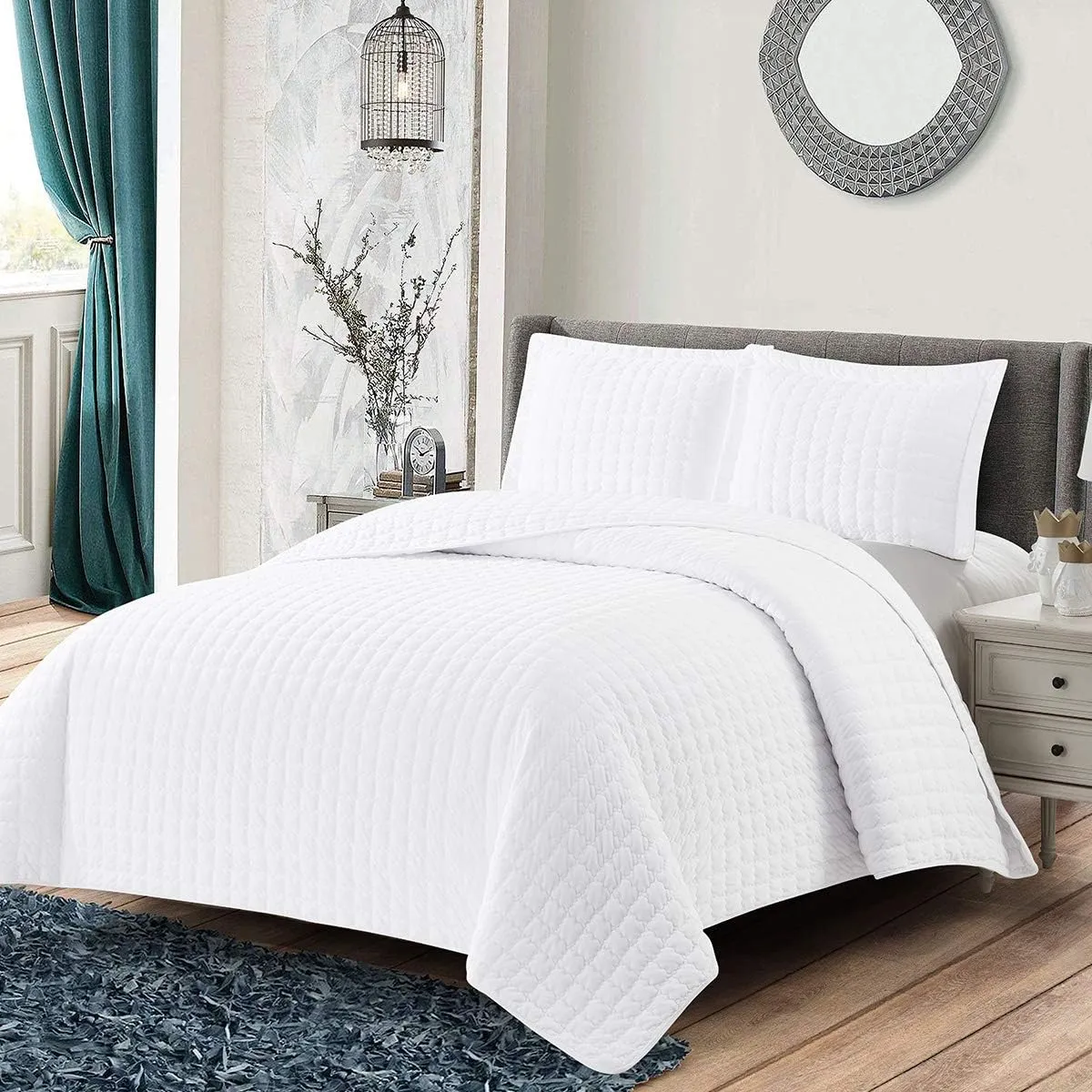 Royal Tradition Plush Velvet White Coverlets, Queen Oversized 3pc Quilt Set (92-Inch Wide x 96-Inch Long) All Seasons Quilted Checkered Bedspread