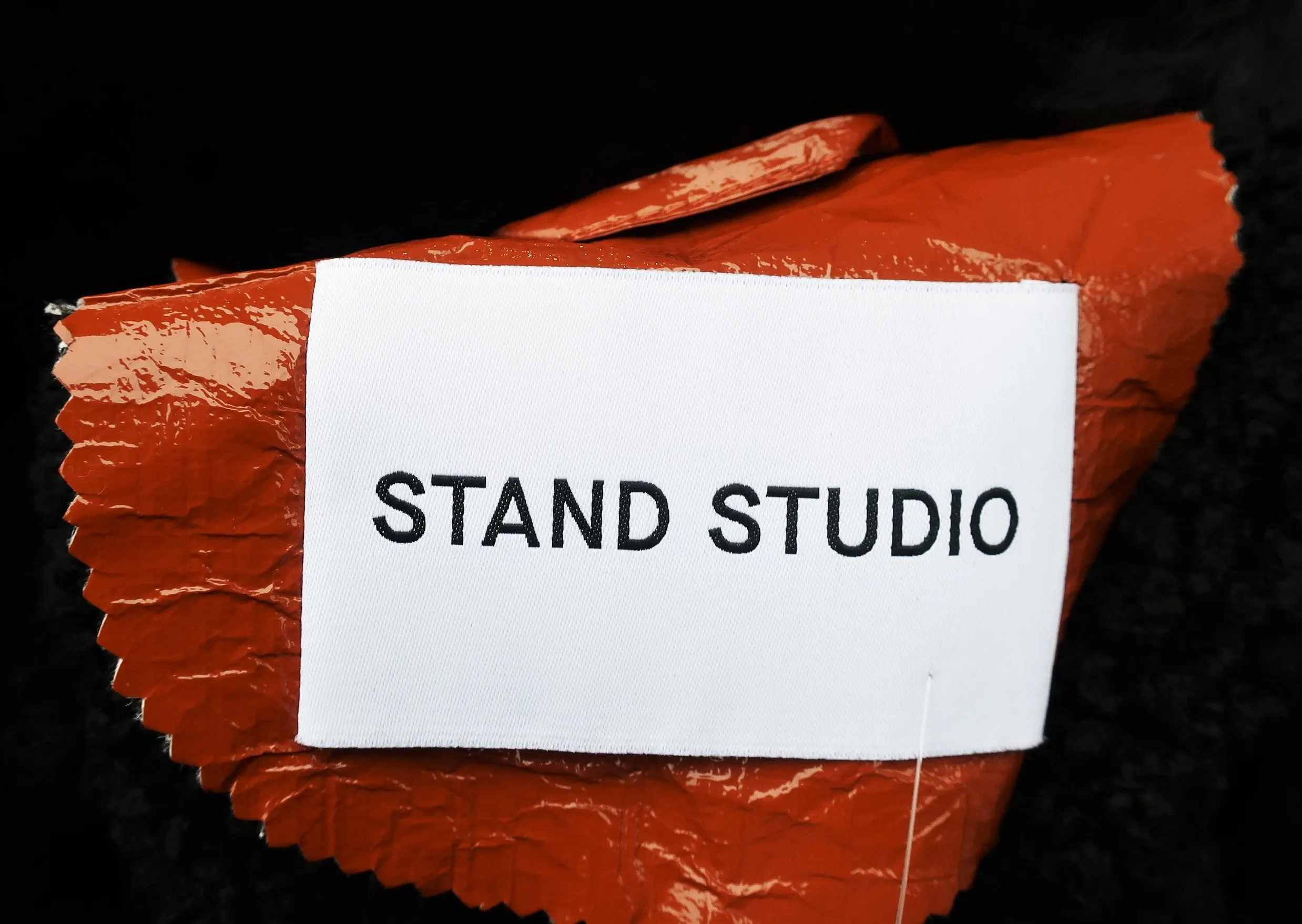 STAND  STUDIO Kristen Coat