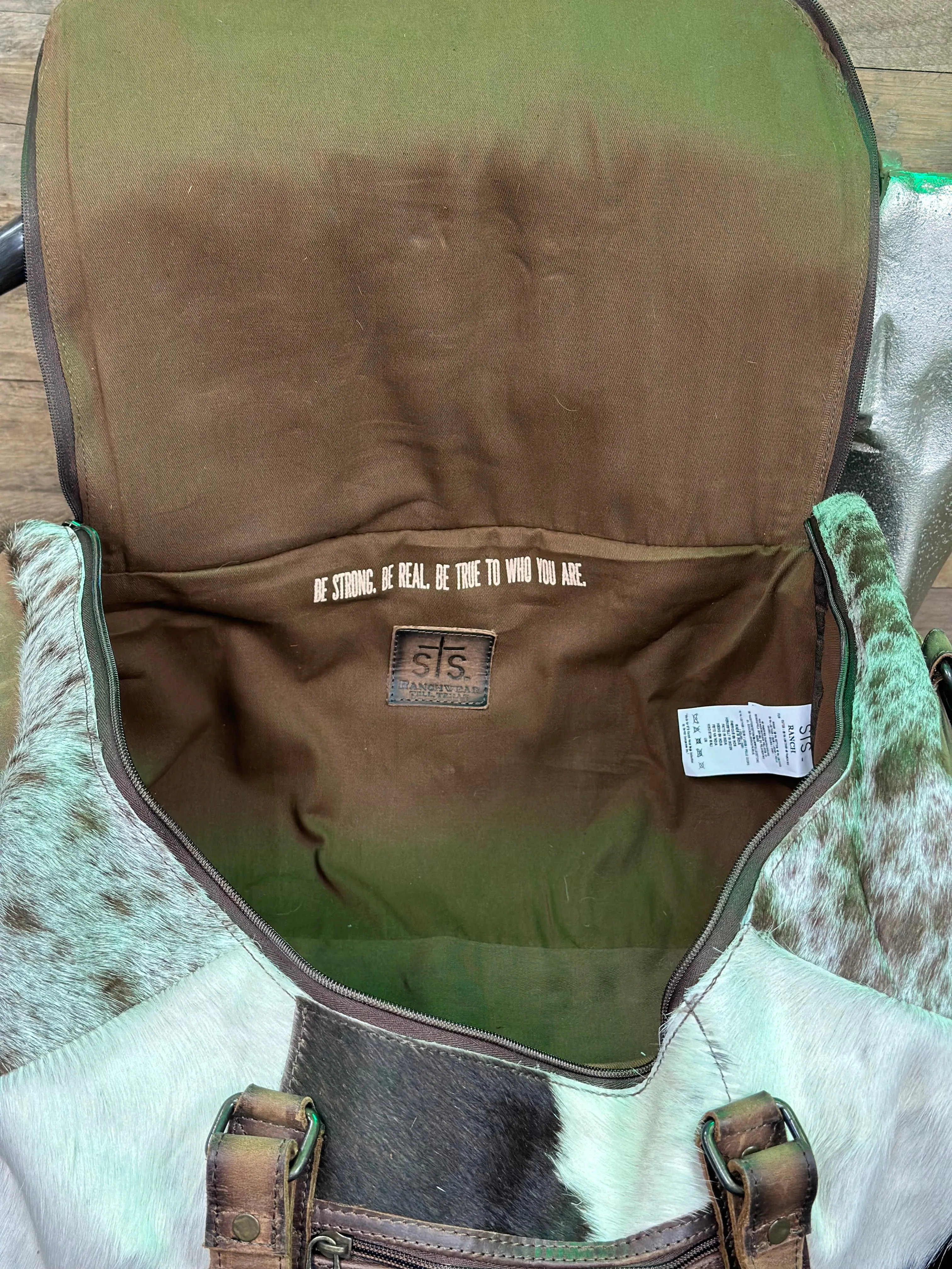 STS Ranchwear Cowhide Small Duffle Bag