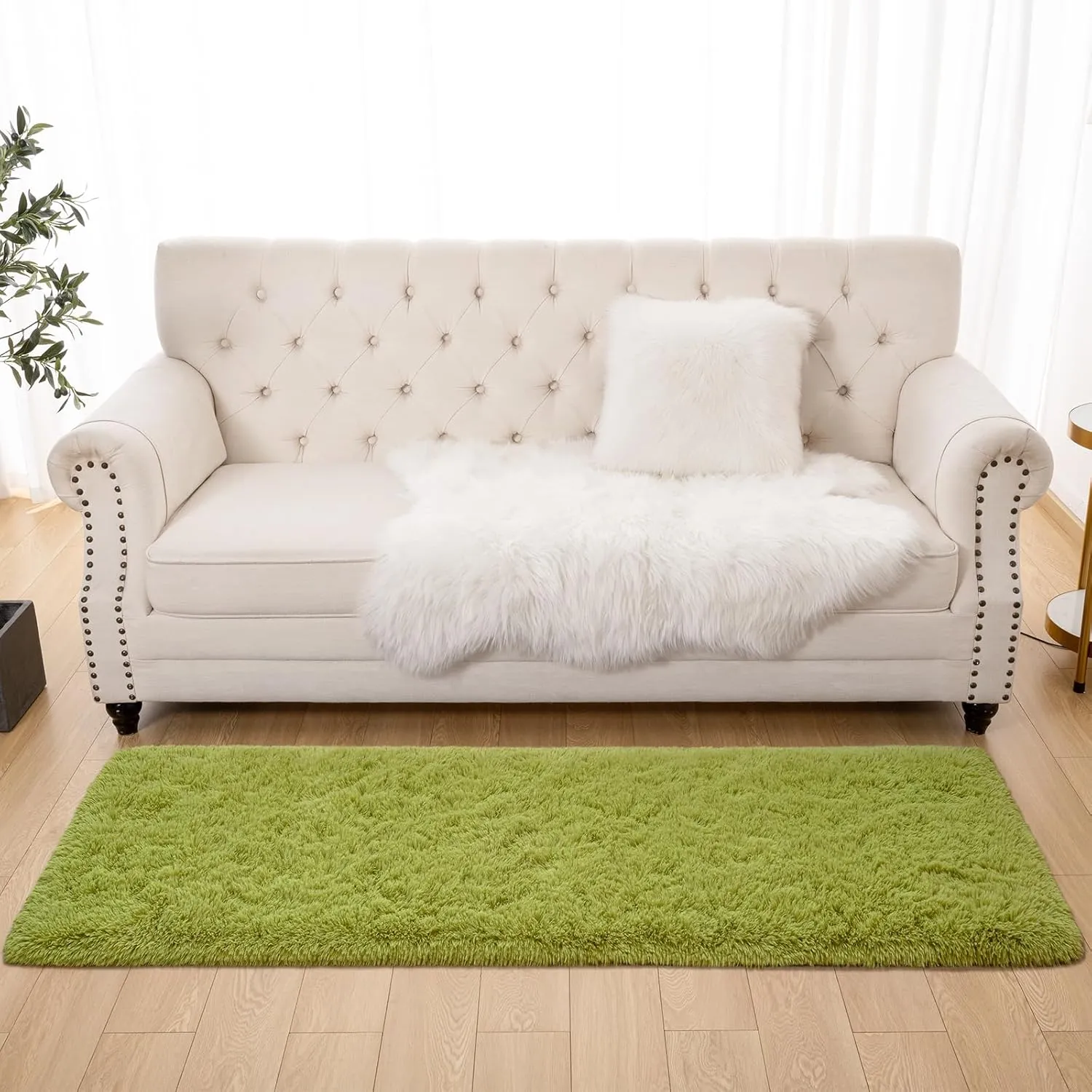 Toneed Fluffy Runner Rug for Bedroom Living Room, 2 x 6 Feet Green Shaggy Rug Super Soft Modern Indoor Area Rug Fuzzy Plush Carpet for Dorm Nursery Kids Room Home Decorative