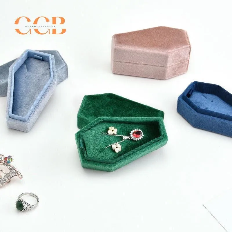 Velvet double slot ring and jewelry storage box in diamond shape