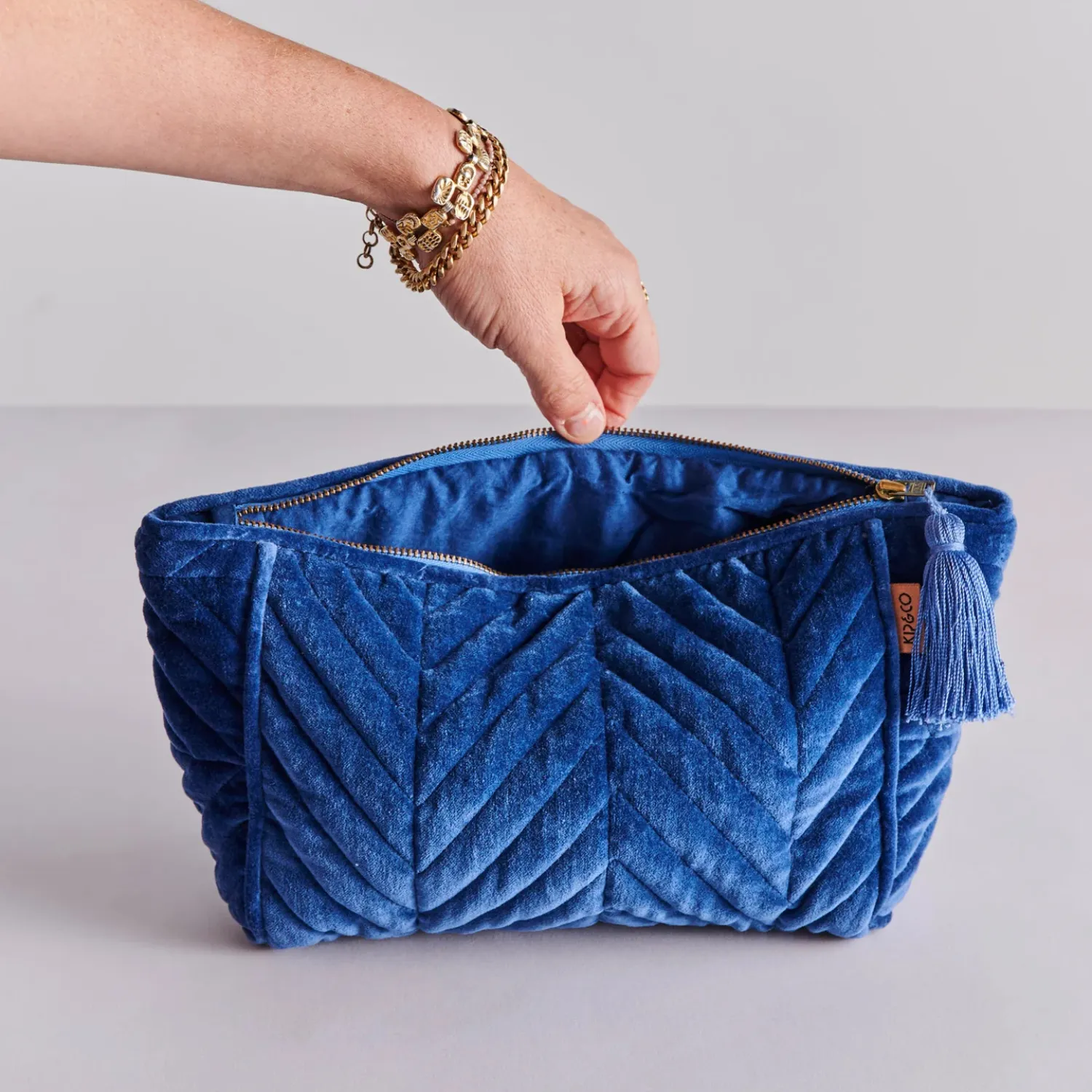 Velvet Toiletry Bag | Ocean Dreamer