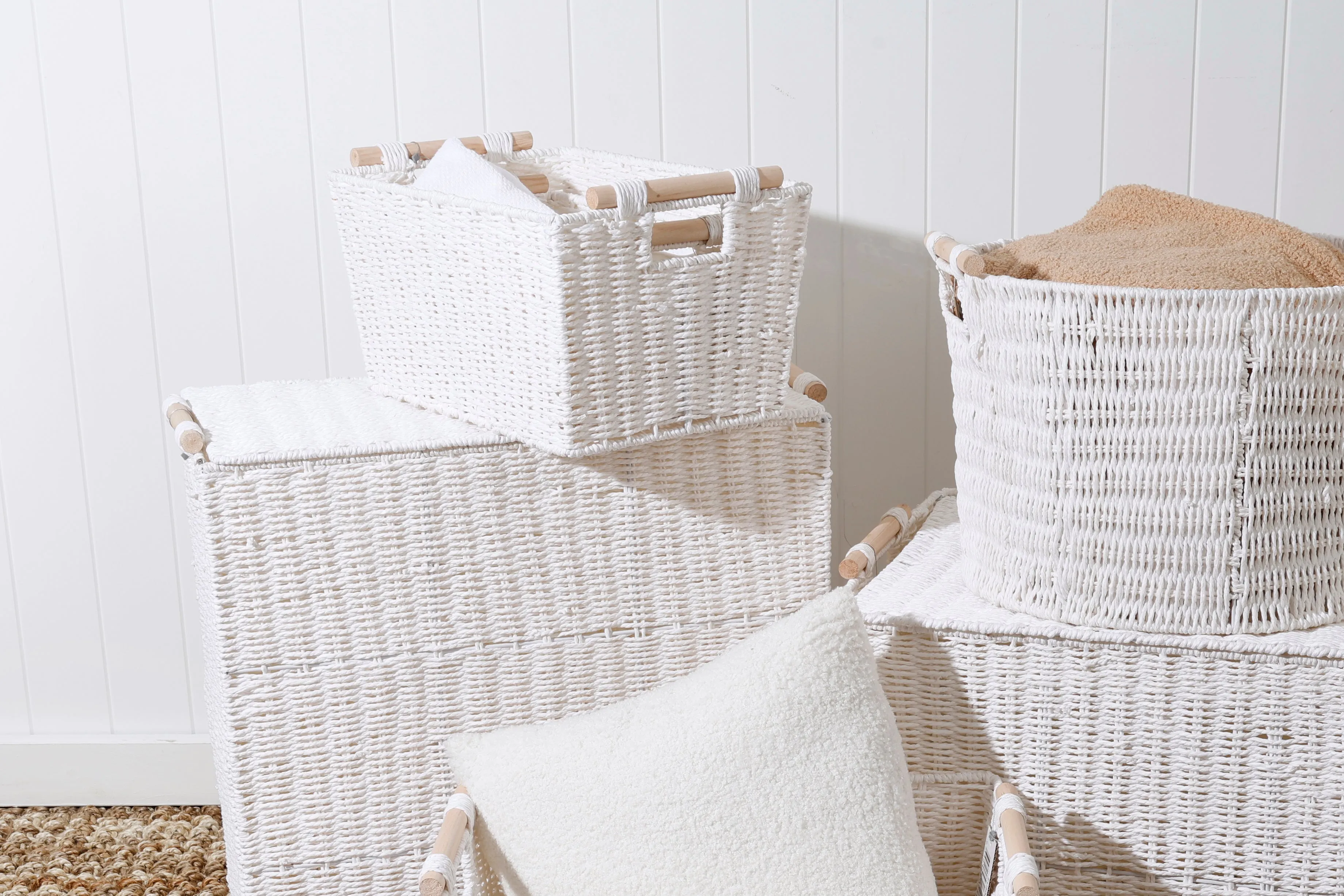 White Storage Basket With Wooden Handles 37 x 24 x 16cm