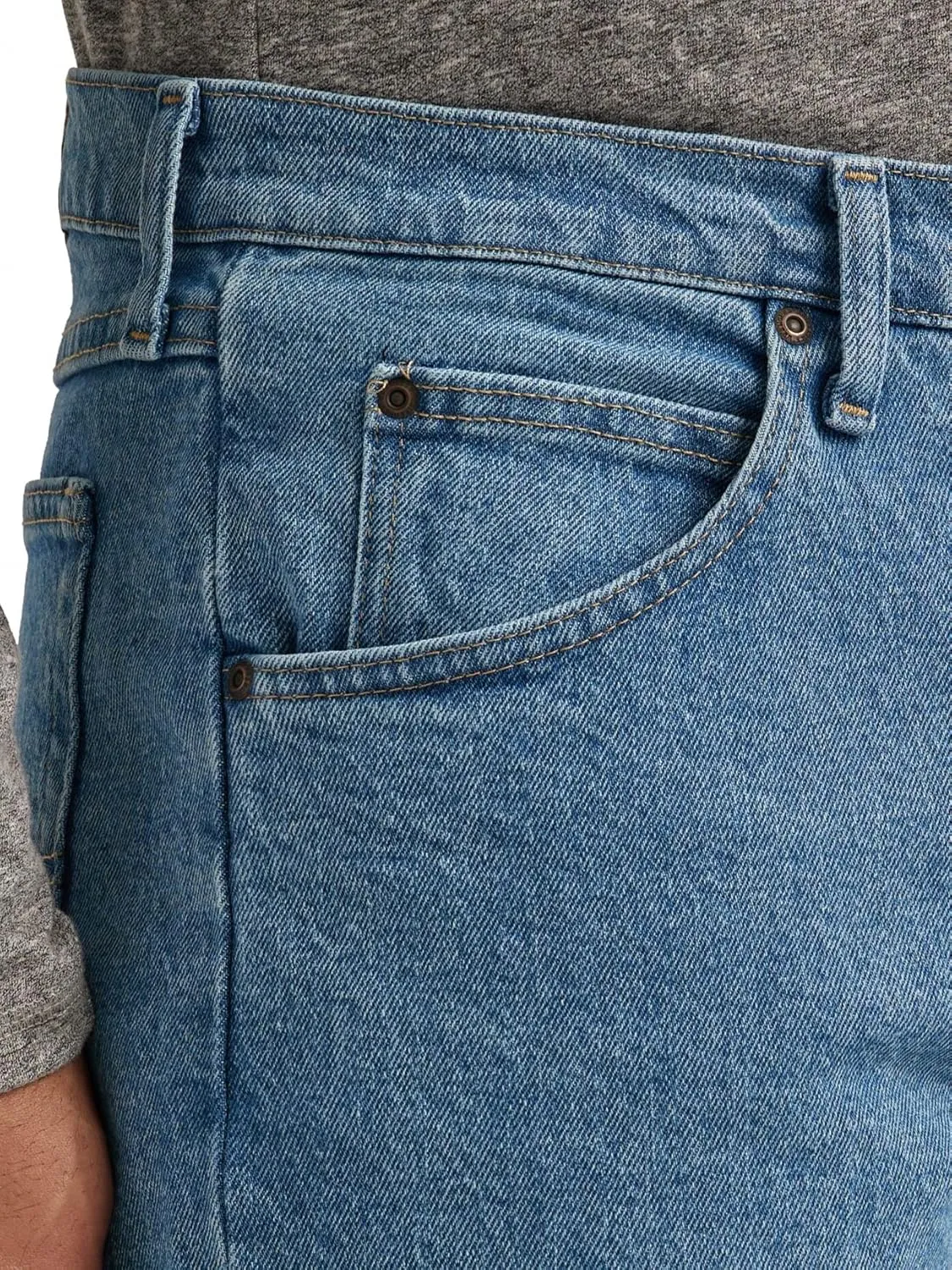 Wrangler Authentics Men's Classic 5-Pocket Relaxed Fit Flex Jean