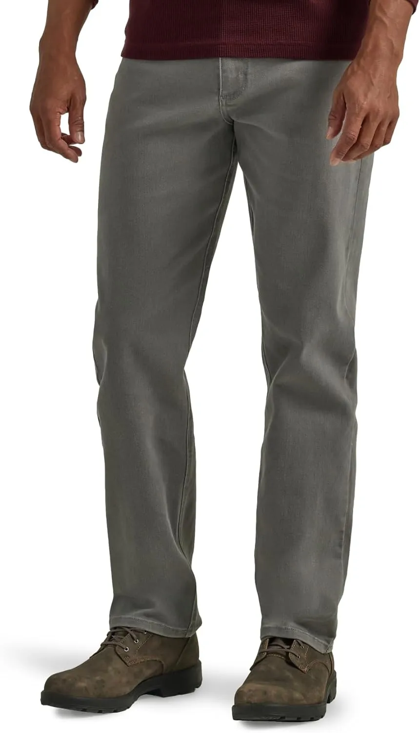 Wrangler Authentics Men's Classic 5-Pocket Relaxed Fit Flex Jean
