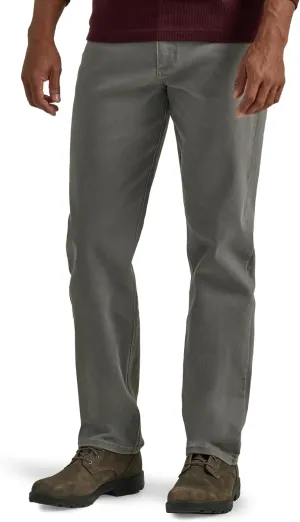 Wrangler Authentics Men's Classic 5-Pocket Relaxed Fit Flex Jean